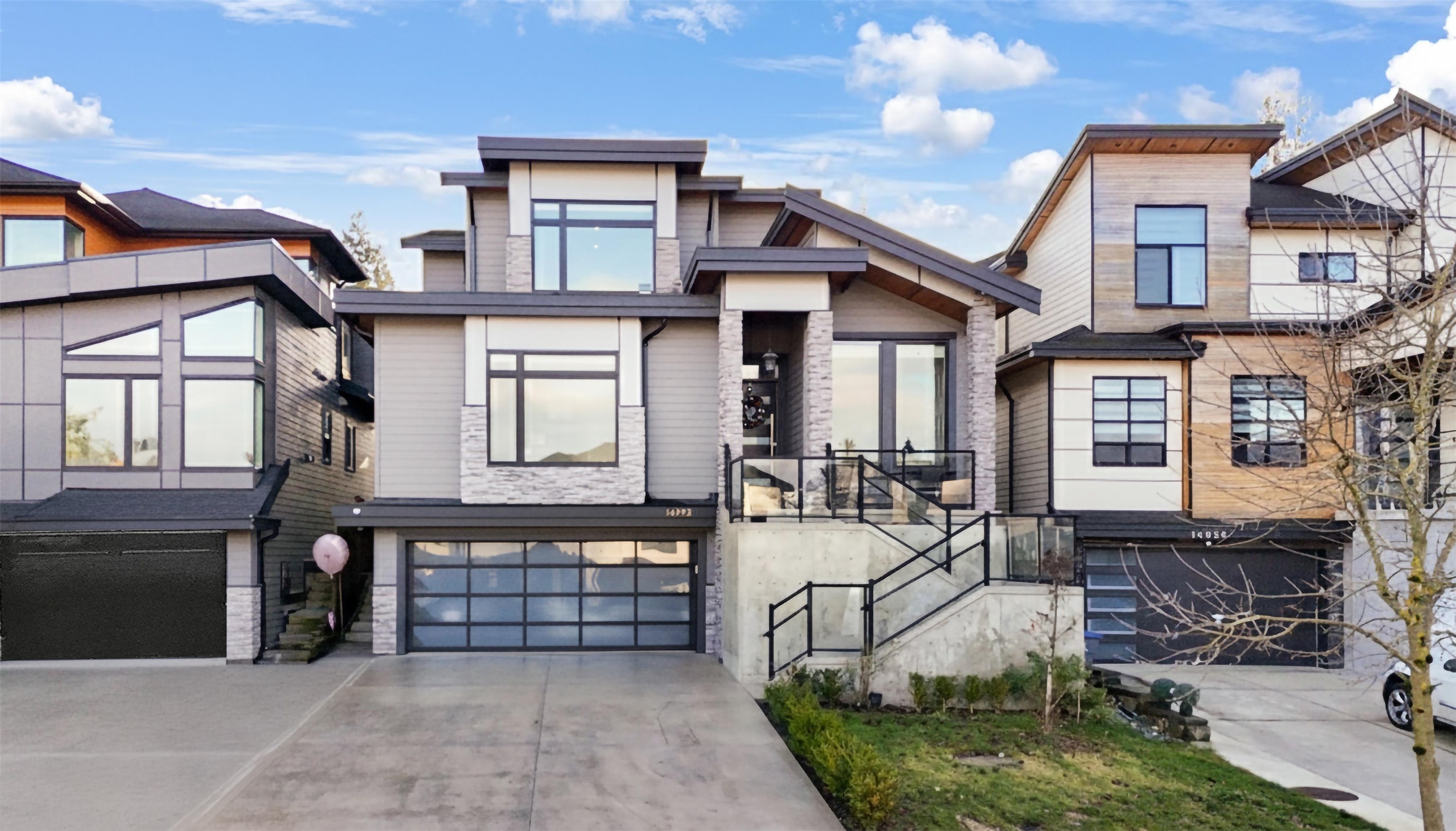 14932 35A AVENUE, Surrey BC V3Z 0Y7, R3152263, BC,