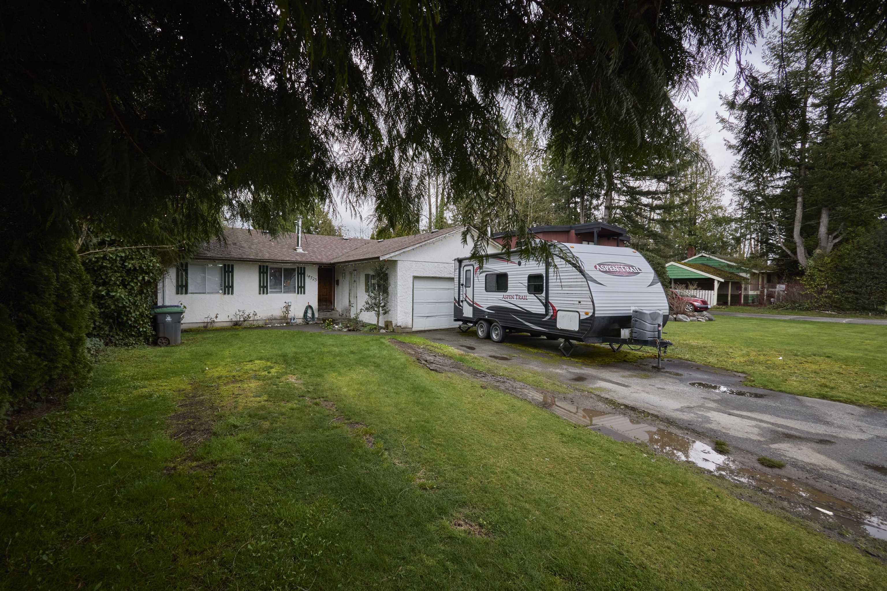 MLS® listing #R3152412 for sale located at 14523 104A AVENUE, Surrey BC V3R 1R2