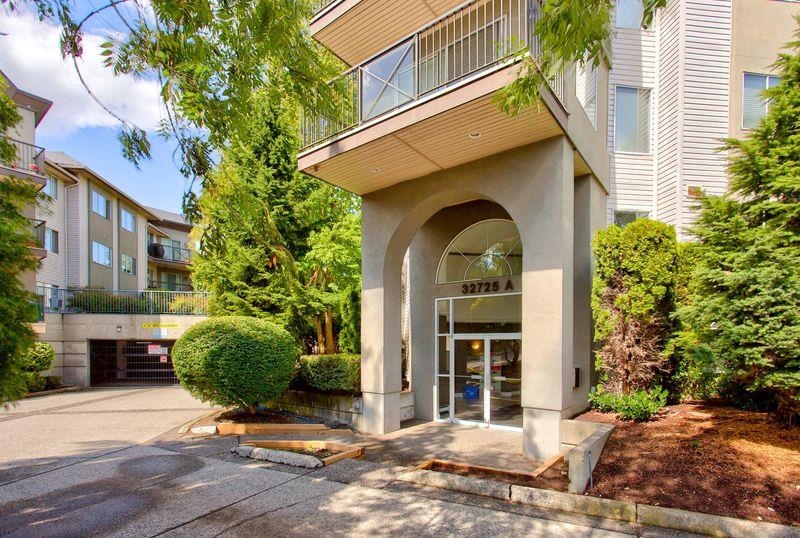 104 32725 GEORGE FERGUSON WAY, R3152448, BC,