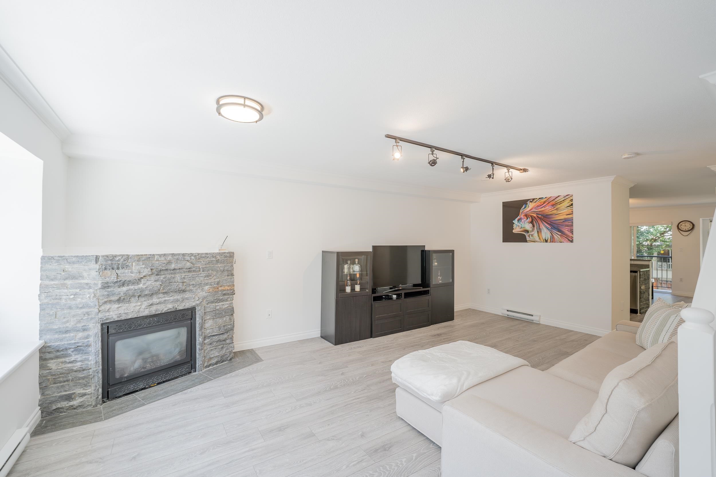 20 8155 164TH STREET, R3152544, BC,
