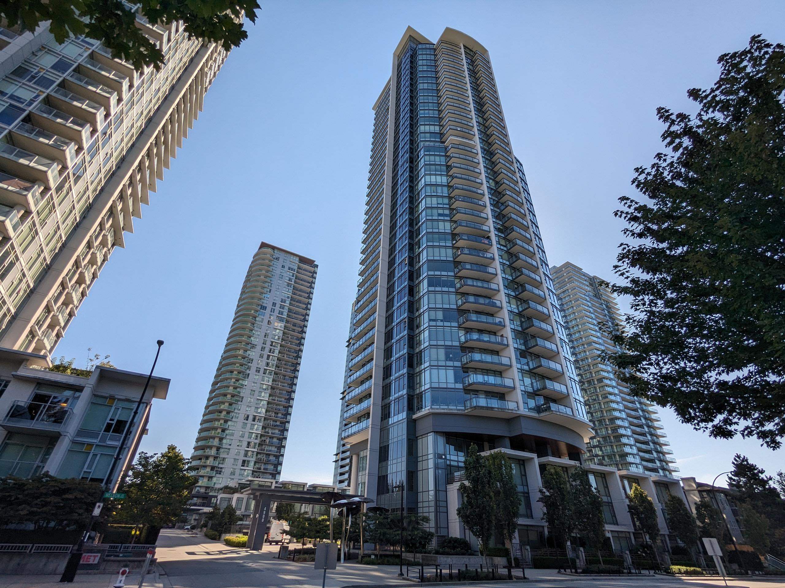 2701 4900 LENNOX LANE, R3152555, BC,