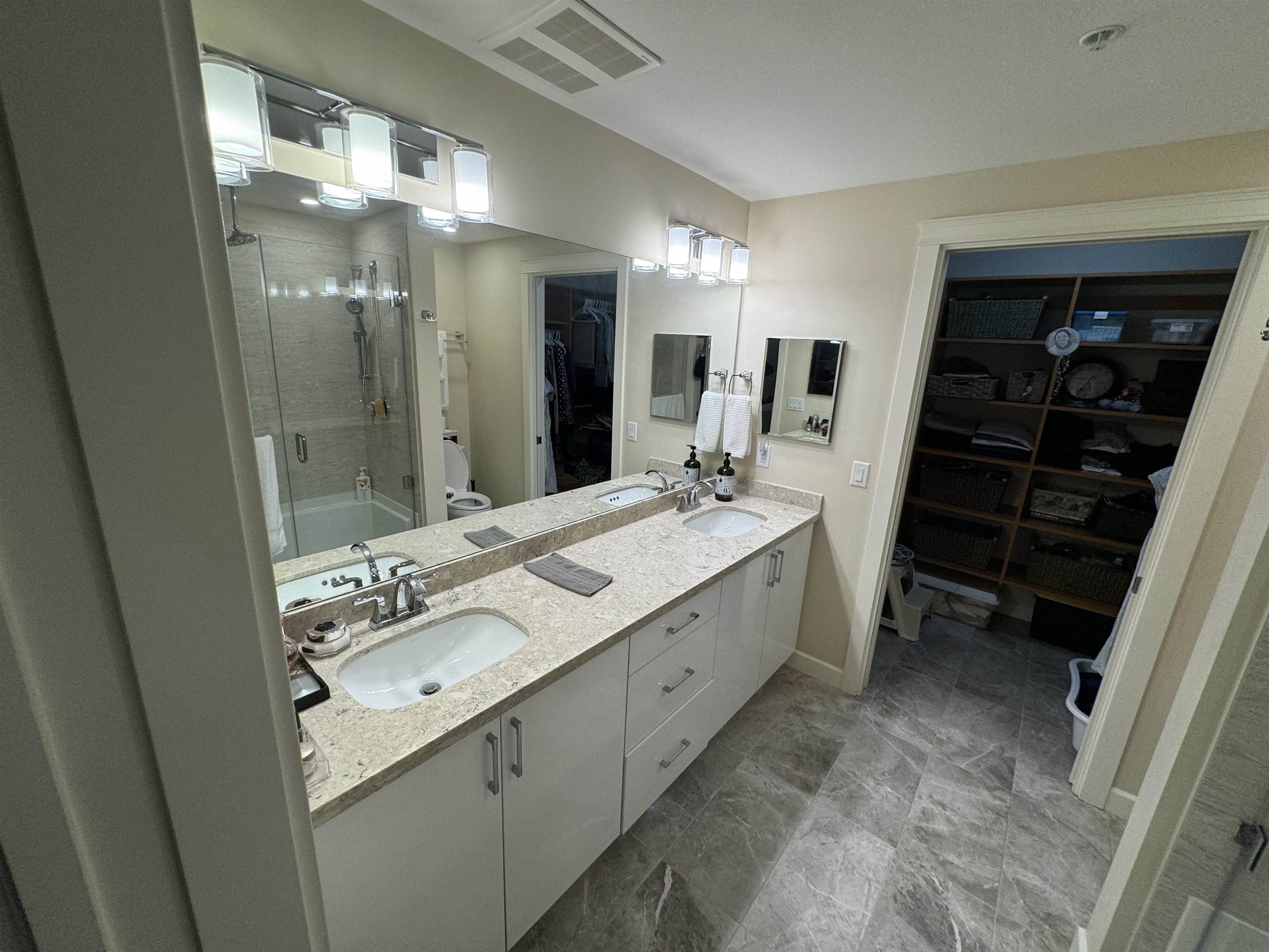 409 3535 146A STREET, R3152618, BC,