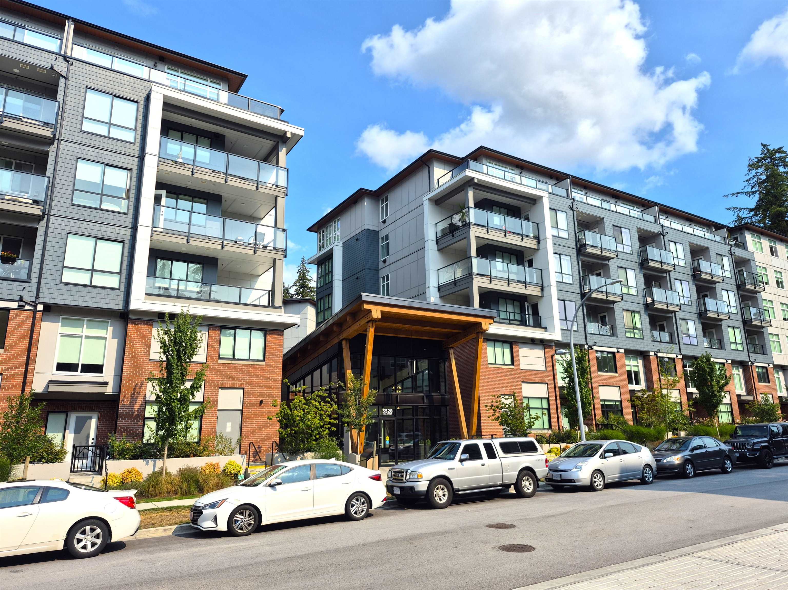 107 3528 146A STREET, R3152663, BC,