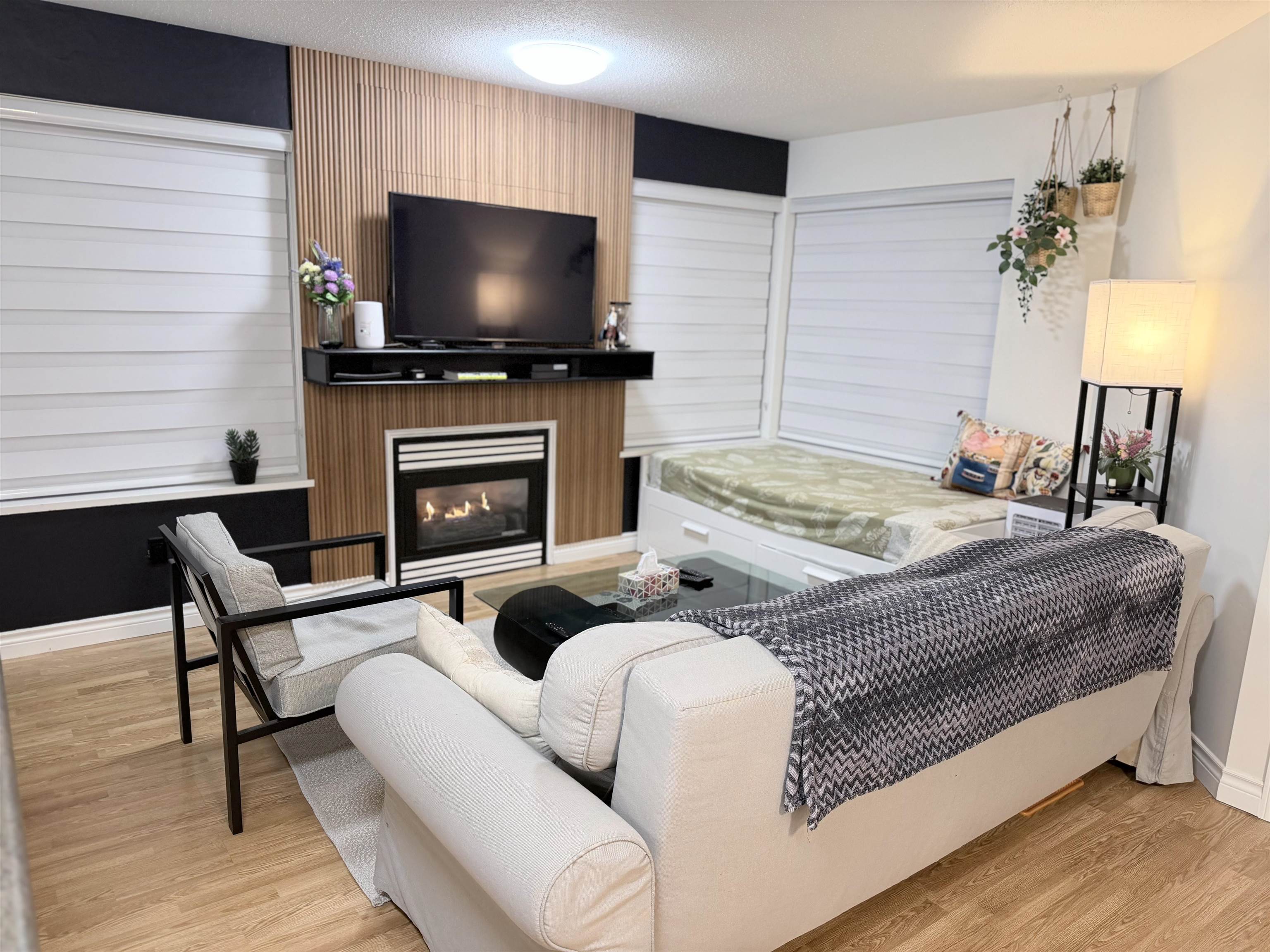 324 20200 56 AVENUE, R3152702, BC,