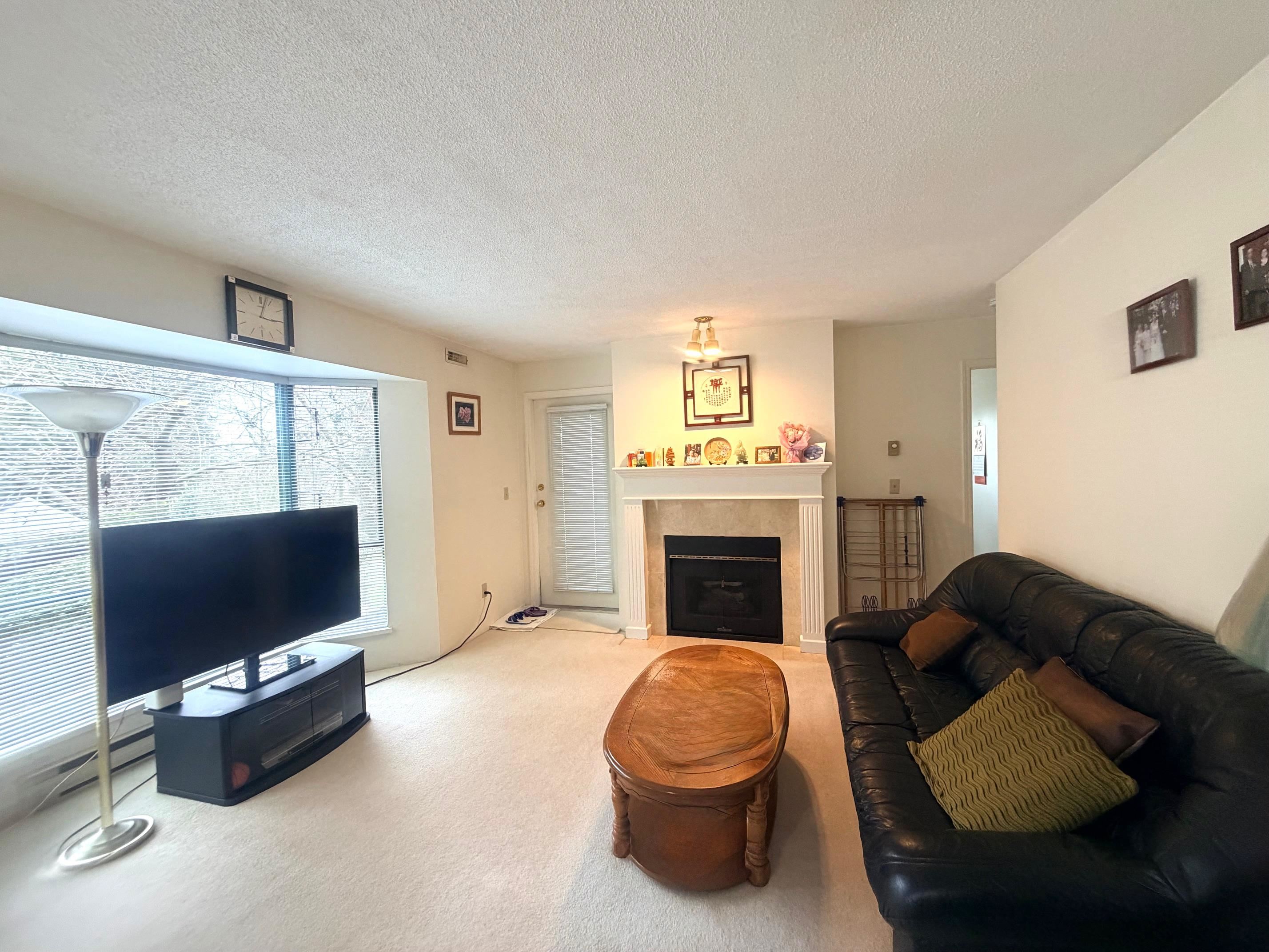 203 5250 VICTORY STREET, R3152746, BC,