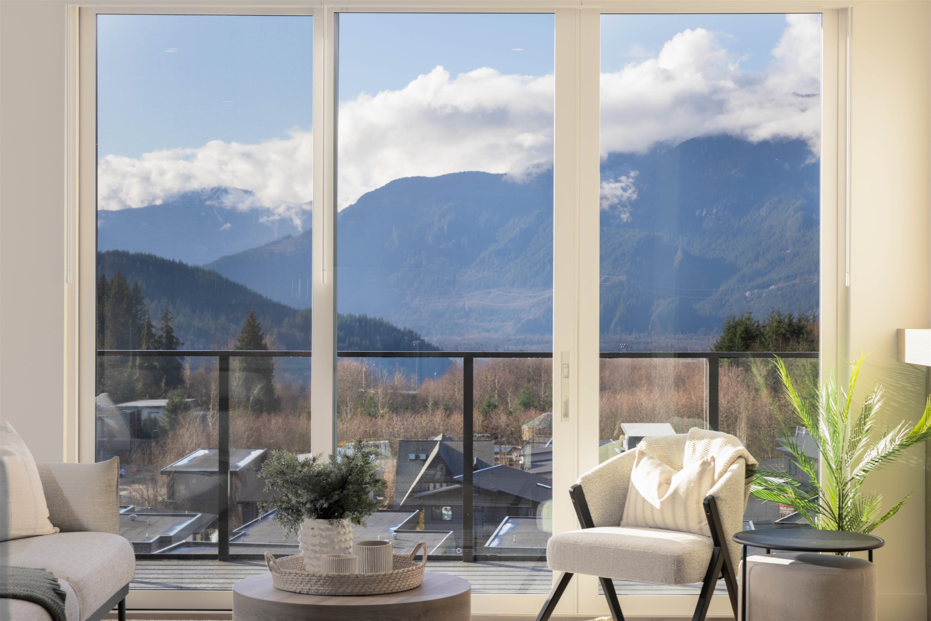 307 3405 MAMQUAM ROAD, R3152897, BC,