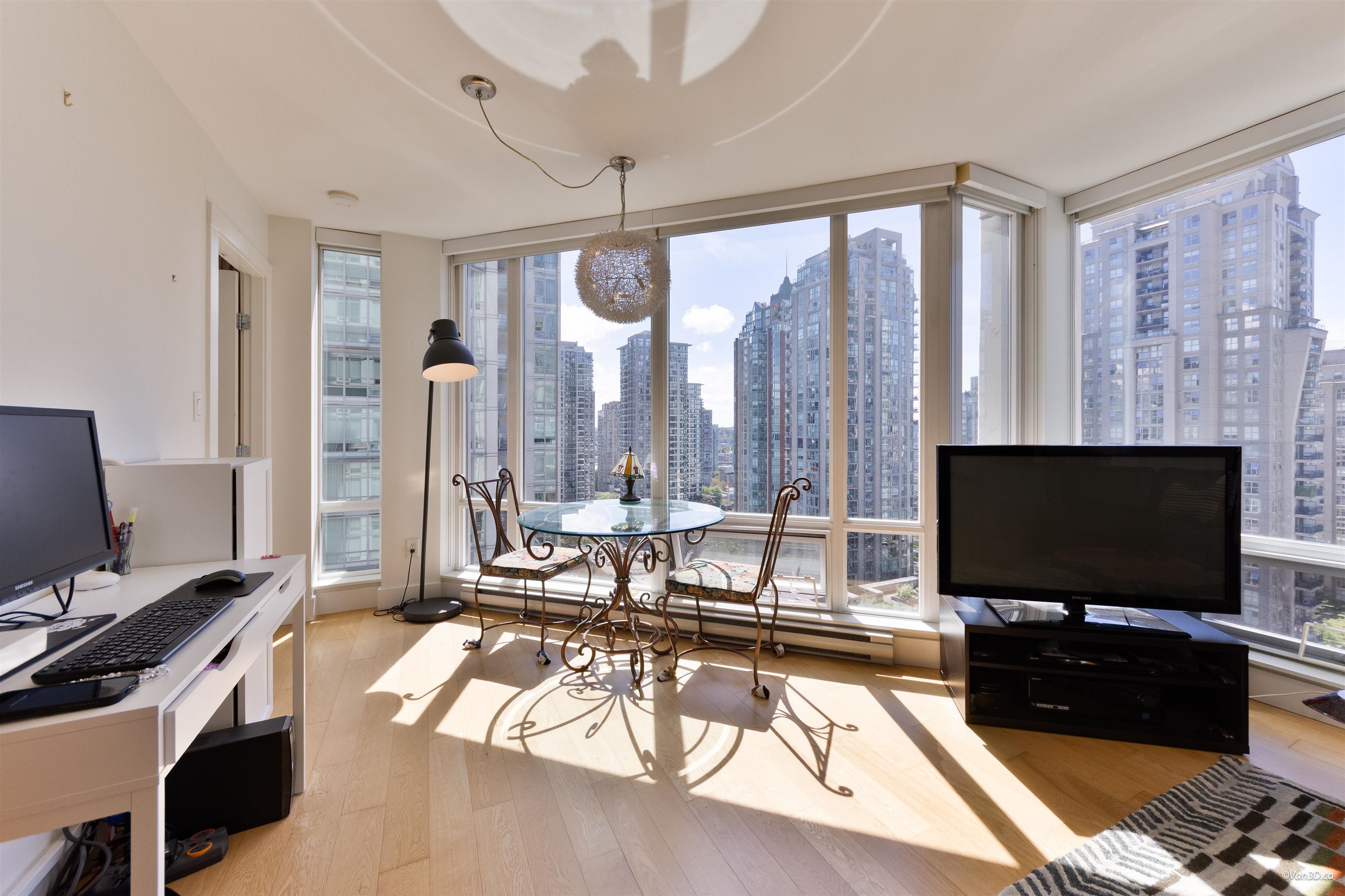1501 565 SMITHE STREET, R3152936, BC,