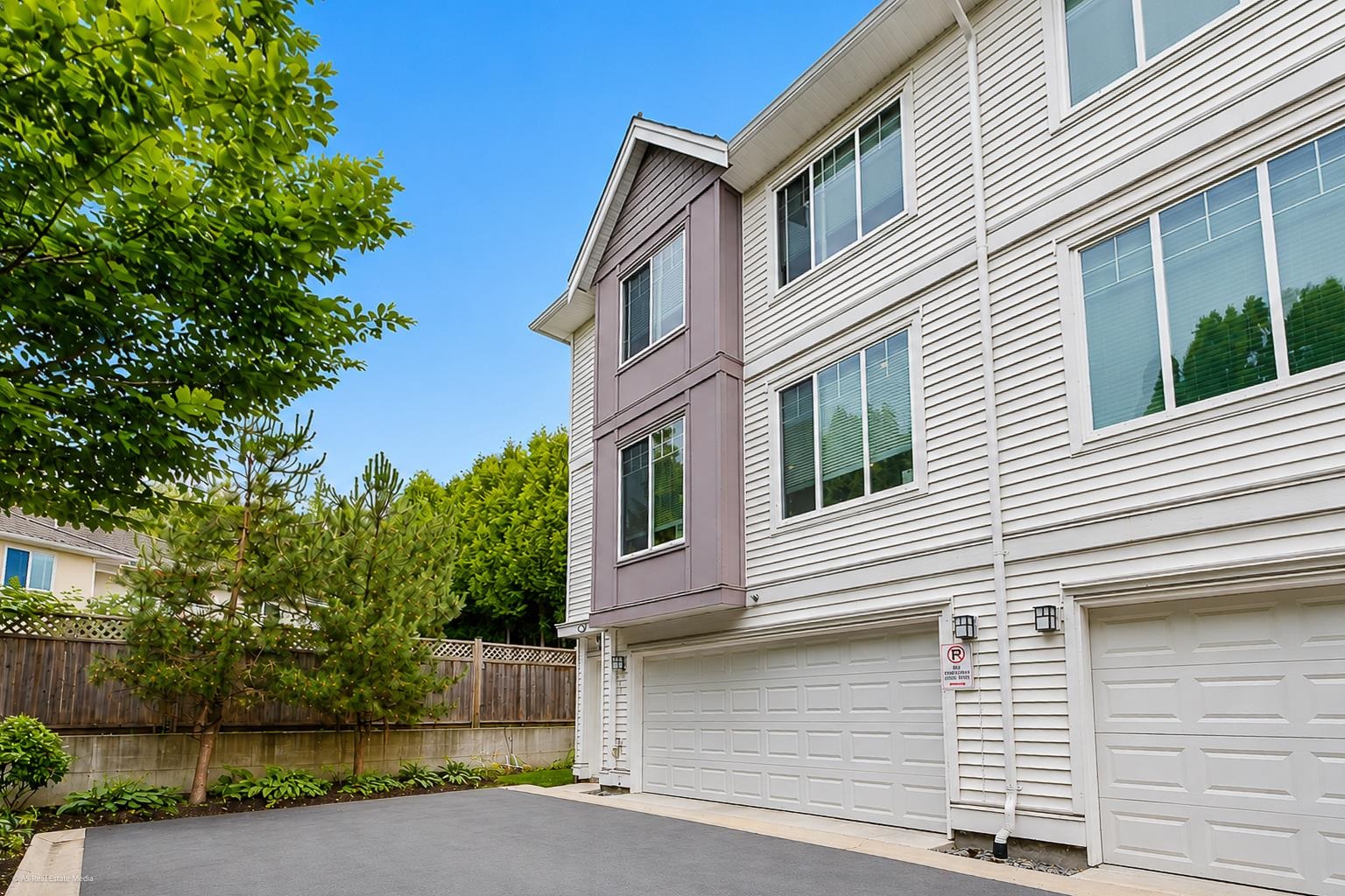 10 8033 166B STREET, R3152958, BC,