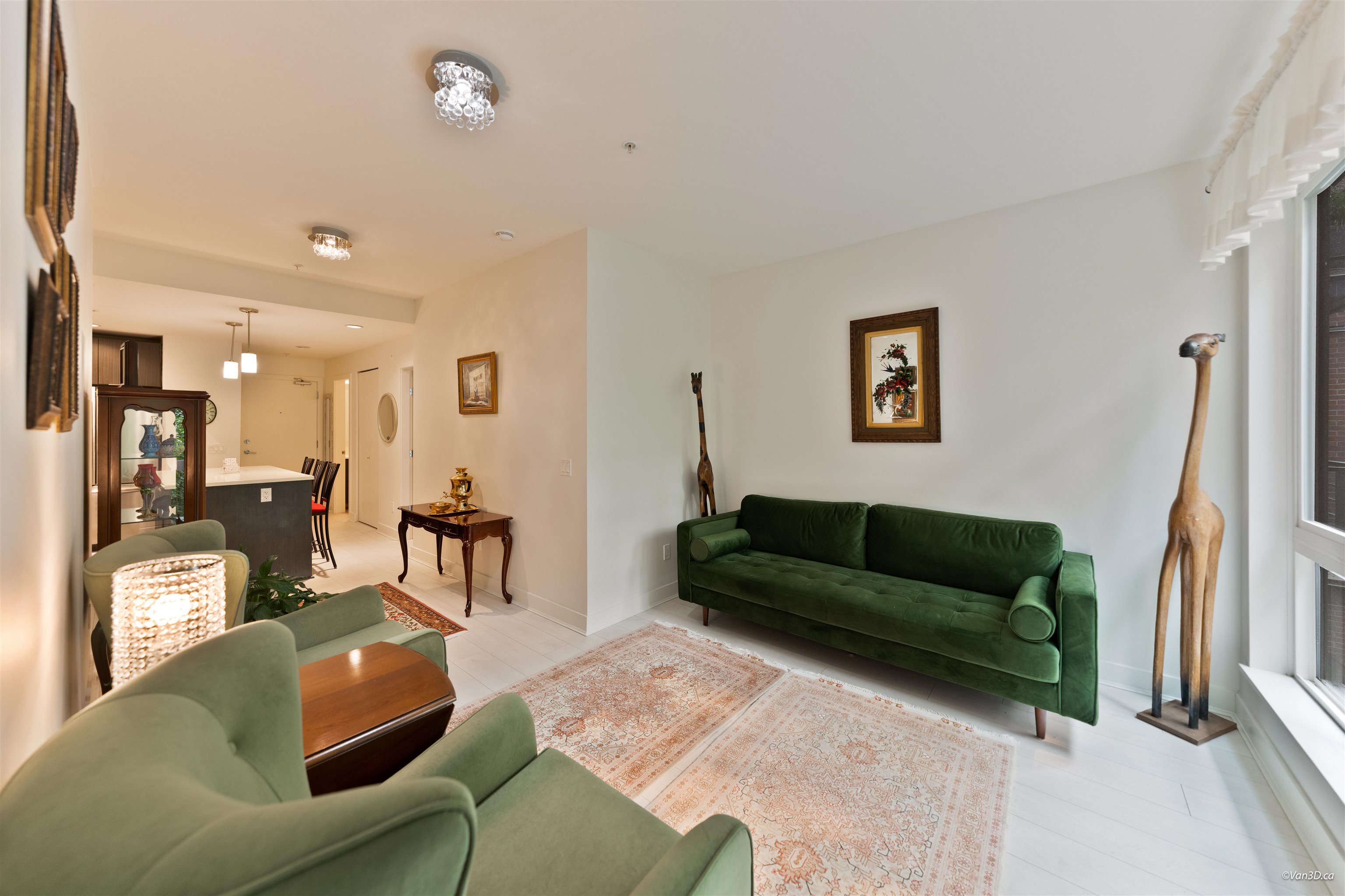 205 733 3RD STREET, R3152973, BC,