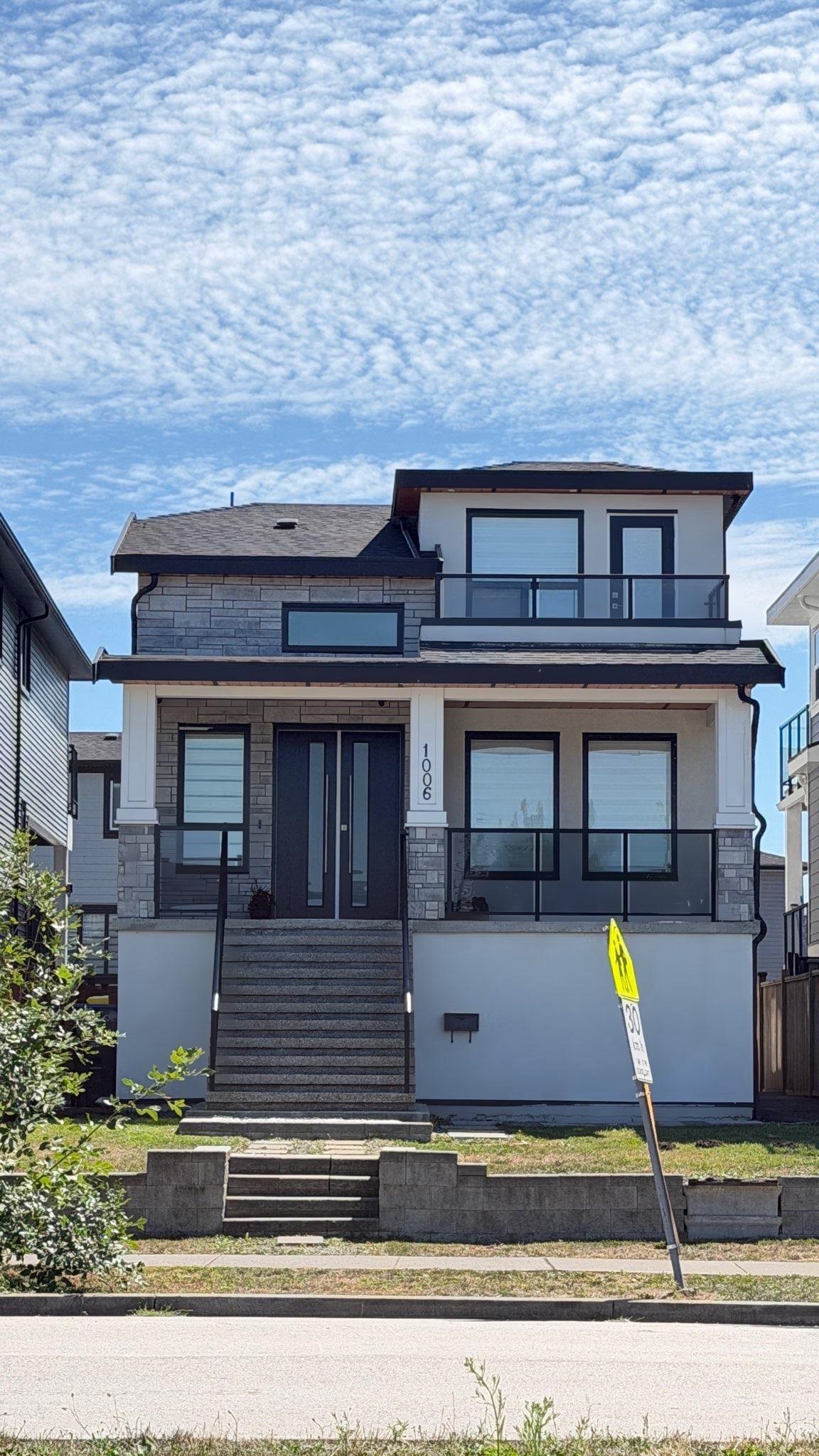 1006 SALTER STREET, New Westminster BC V3M 5A6, R3152979, BC,