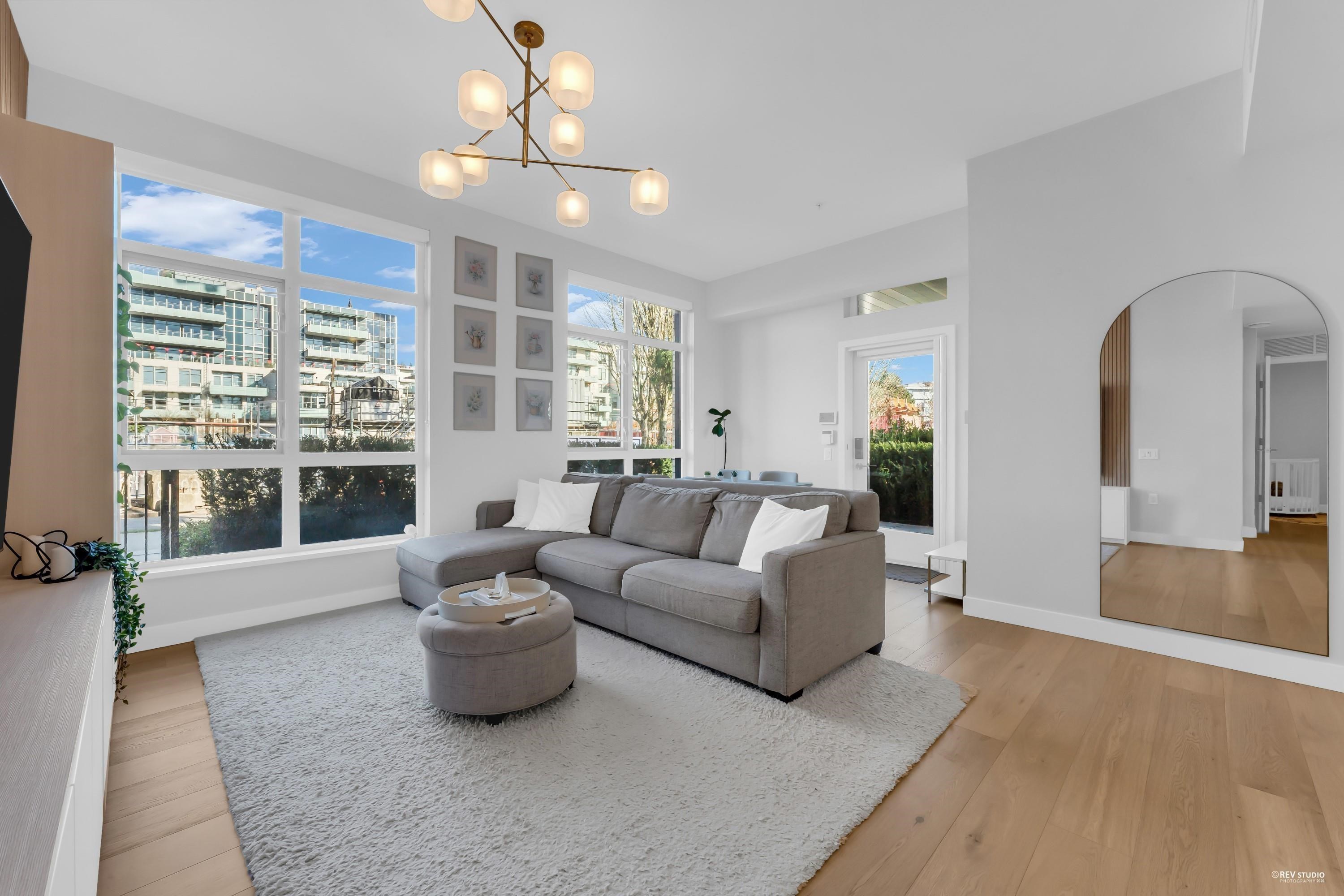 101 5007 ASH STREET, R3153064, BC,
