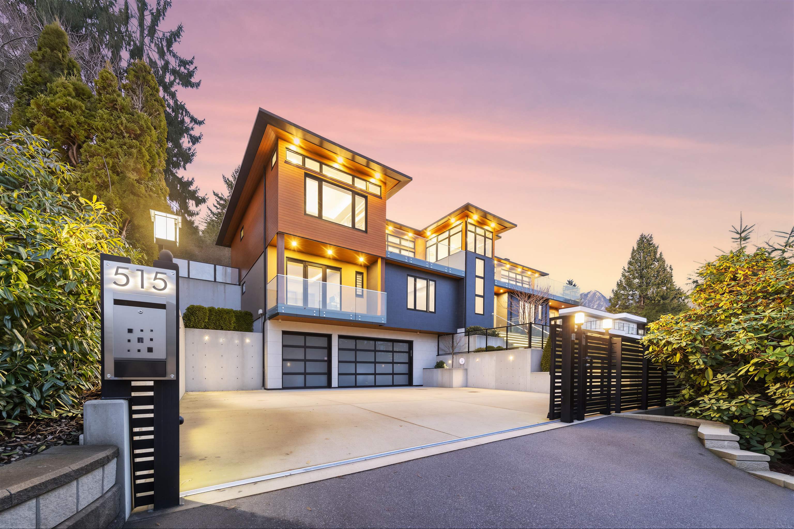 515 BALLANTREE ROAD, West Vancouver BC V7S 1V9, R3153149, BC,