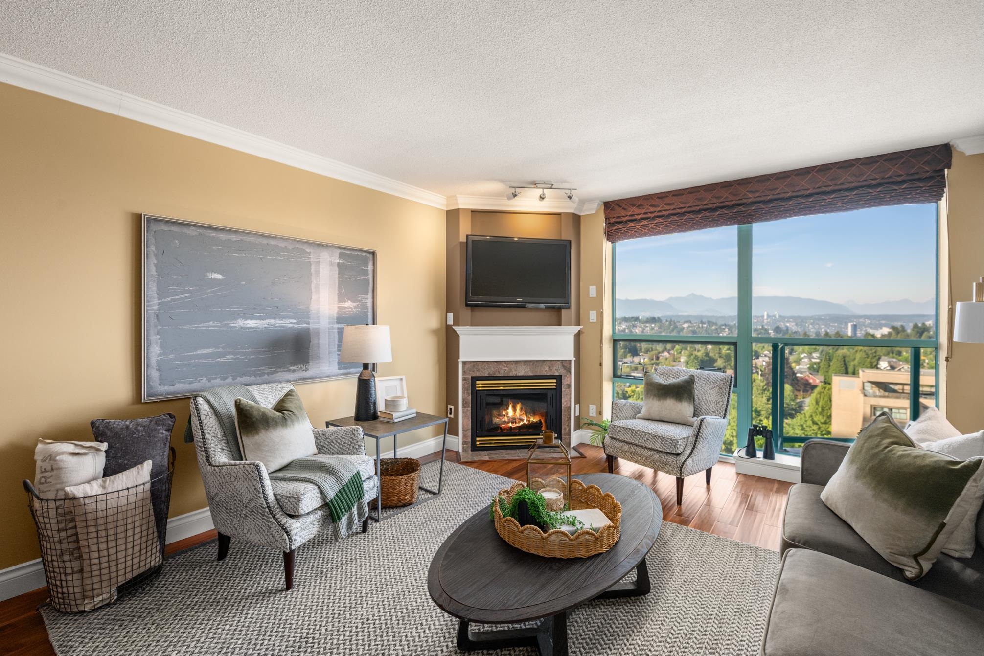 1704 612 SIXTH STREET, R3153170, BC,