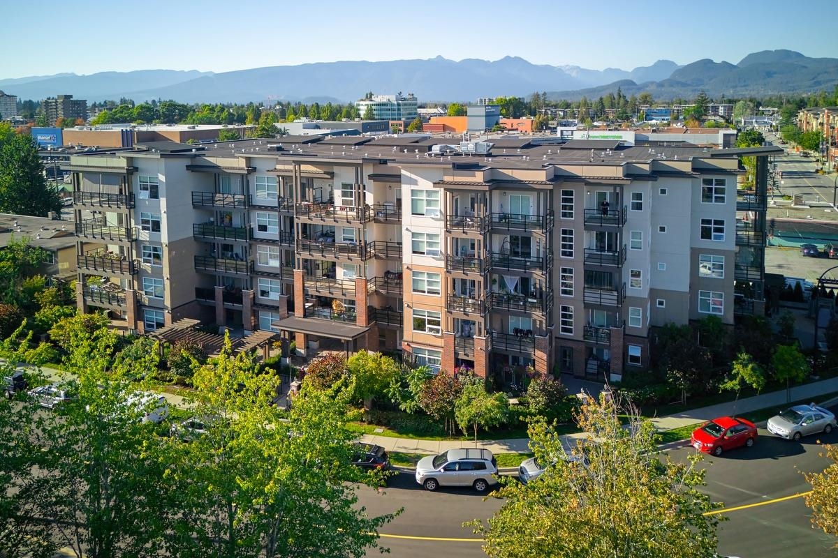 305 22577 ROYAL CRESCENT, R3153186, BC,