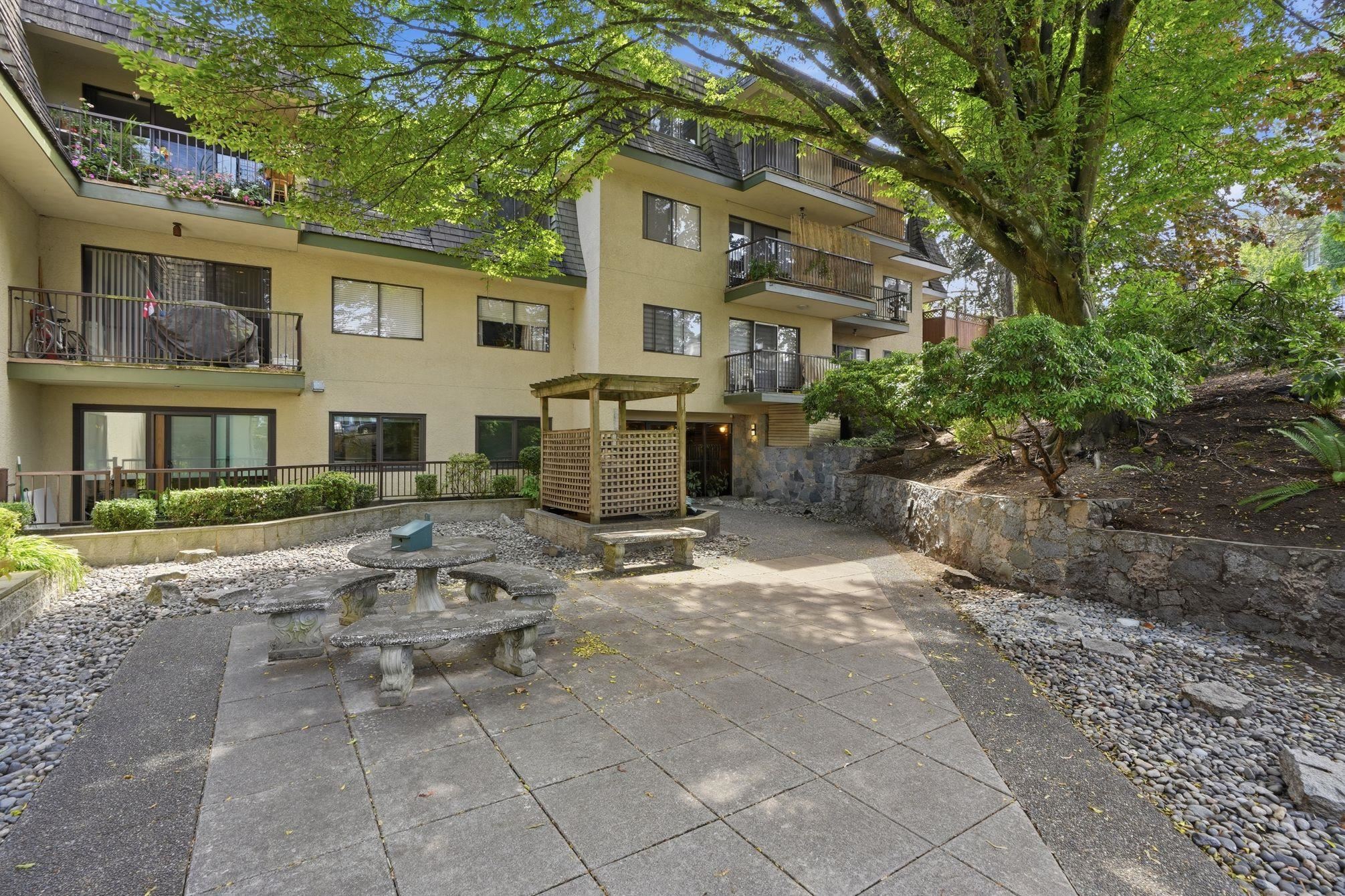 210 466 EIGHTH AVENUE, R3153197, BC,