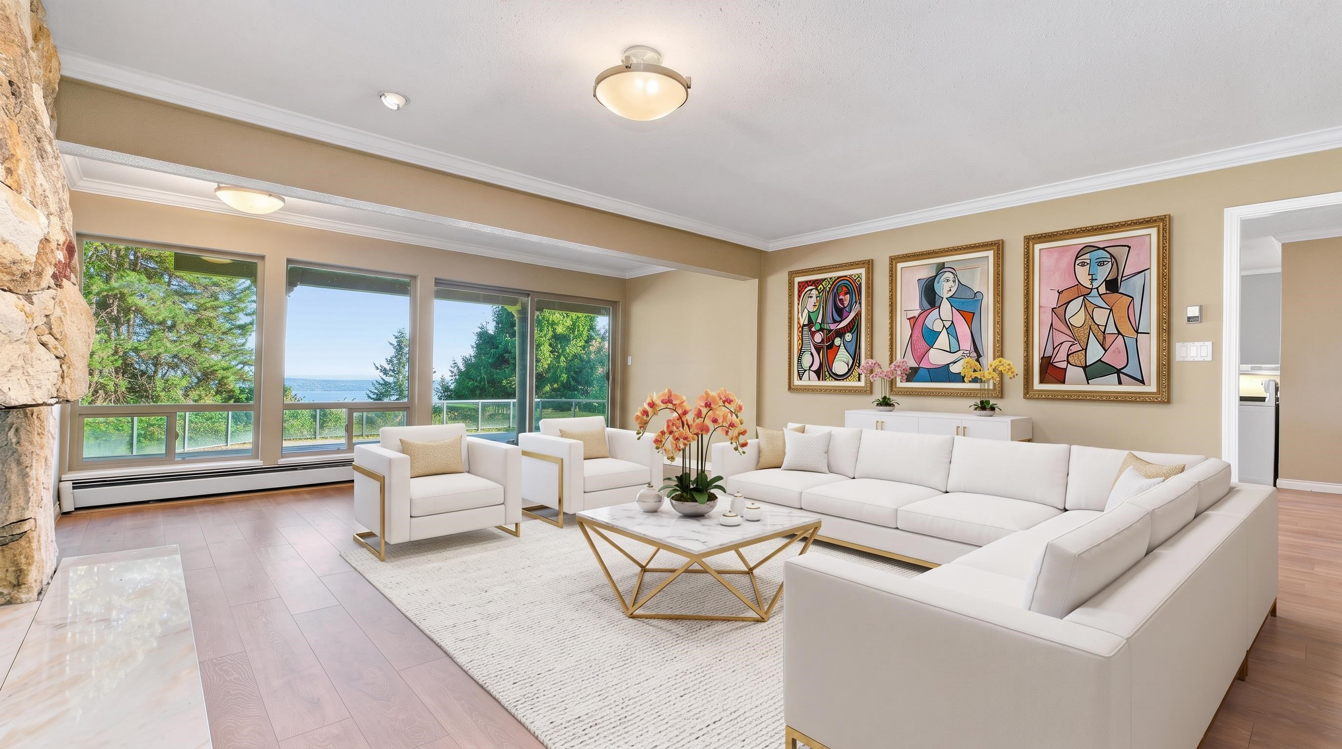 Lower 2426 WESTHILL COURT, R3153242, BC,