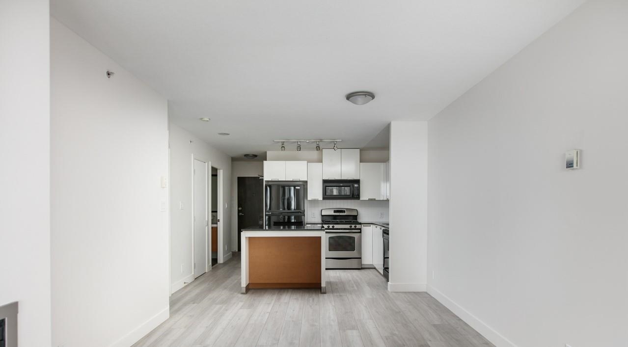602 151 2ND STREET, R3153375, BC,