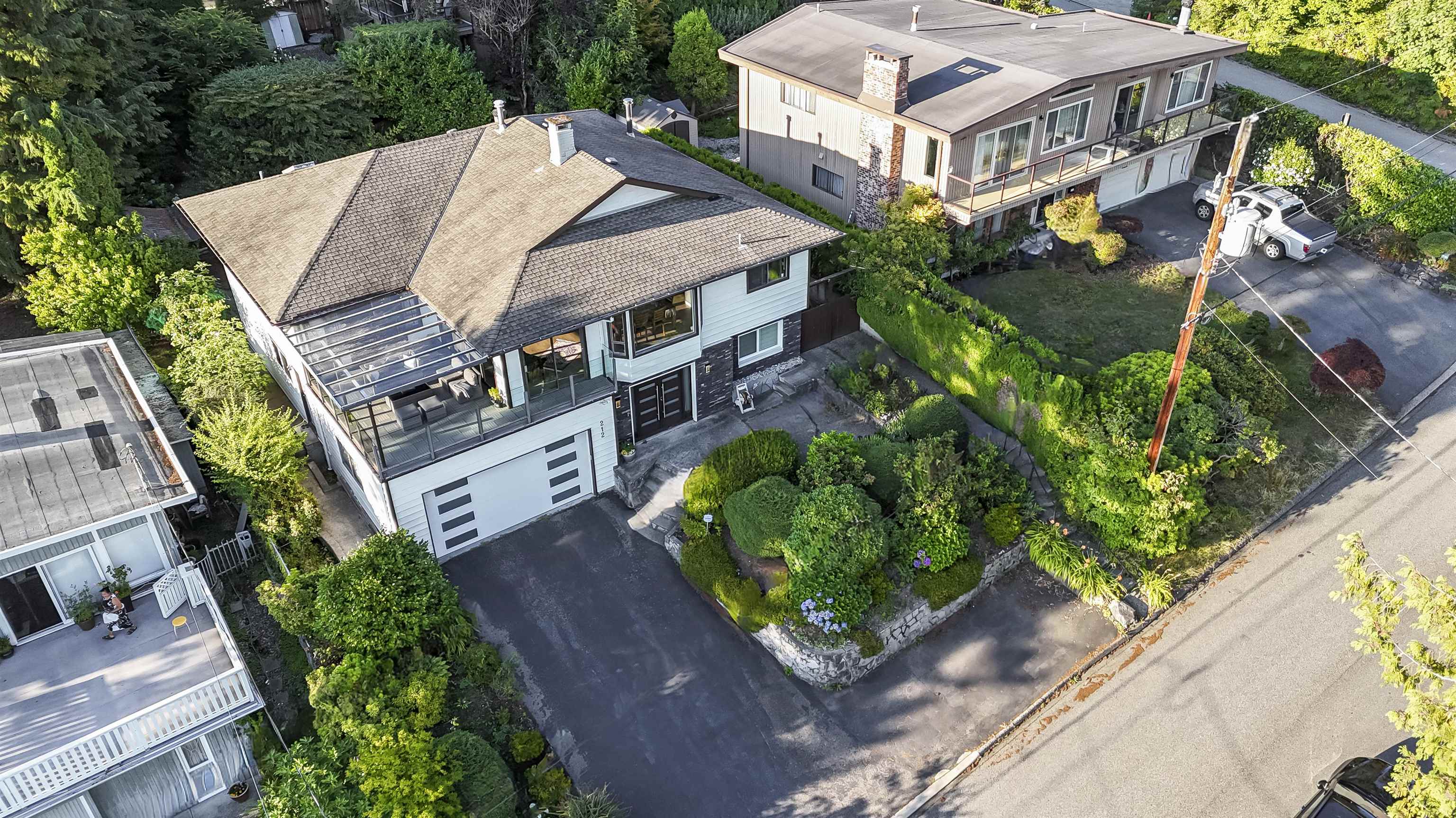 212 W BALMORAL ROAD, North Vancouver BC V7N 2T8, R3153378, BC,