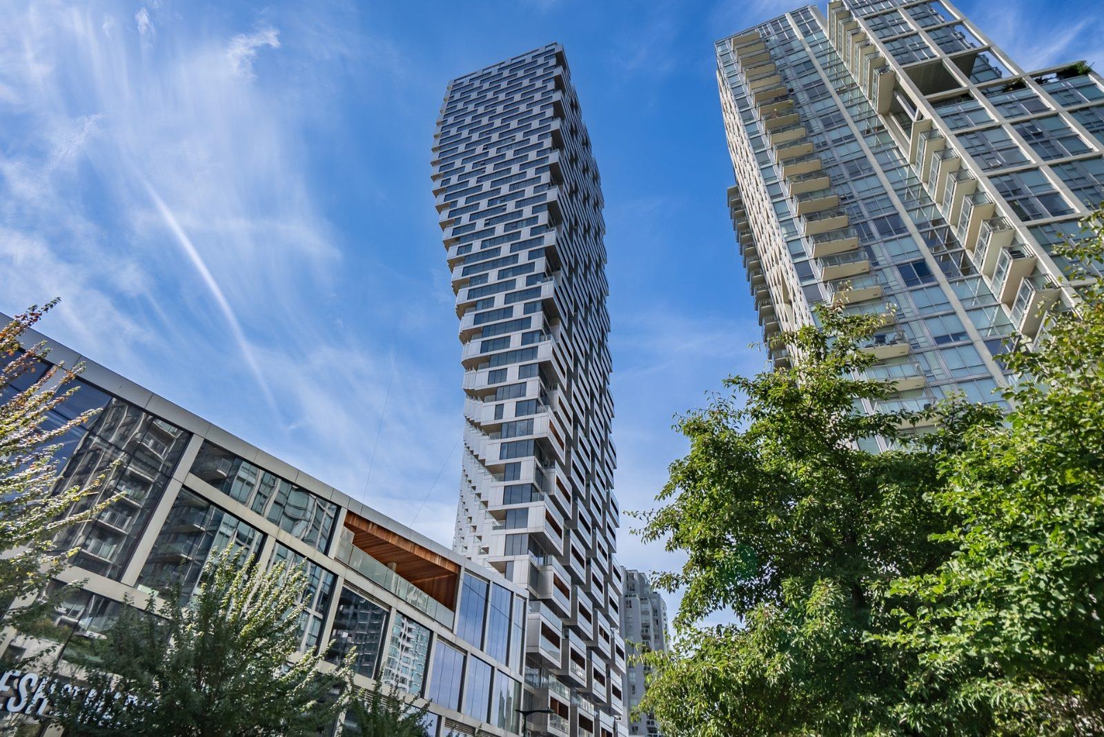 3307 1480 HOWE STREET, R3153456, BC,