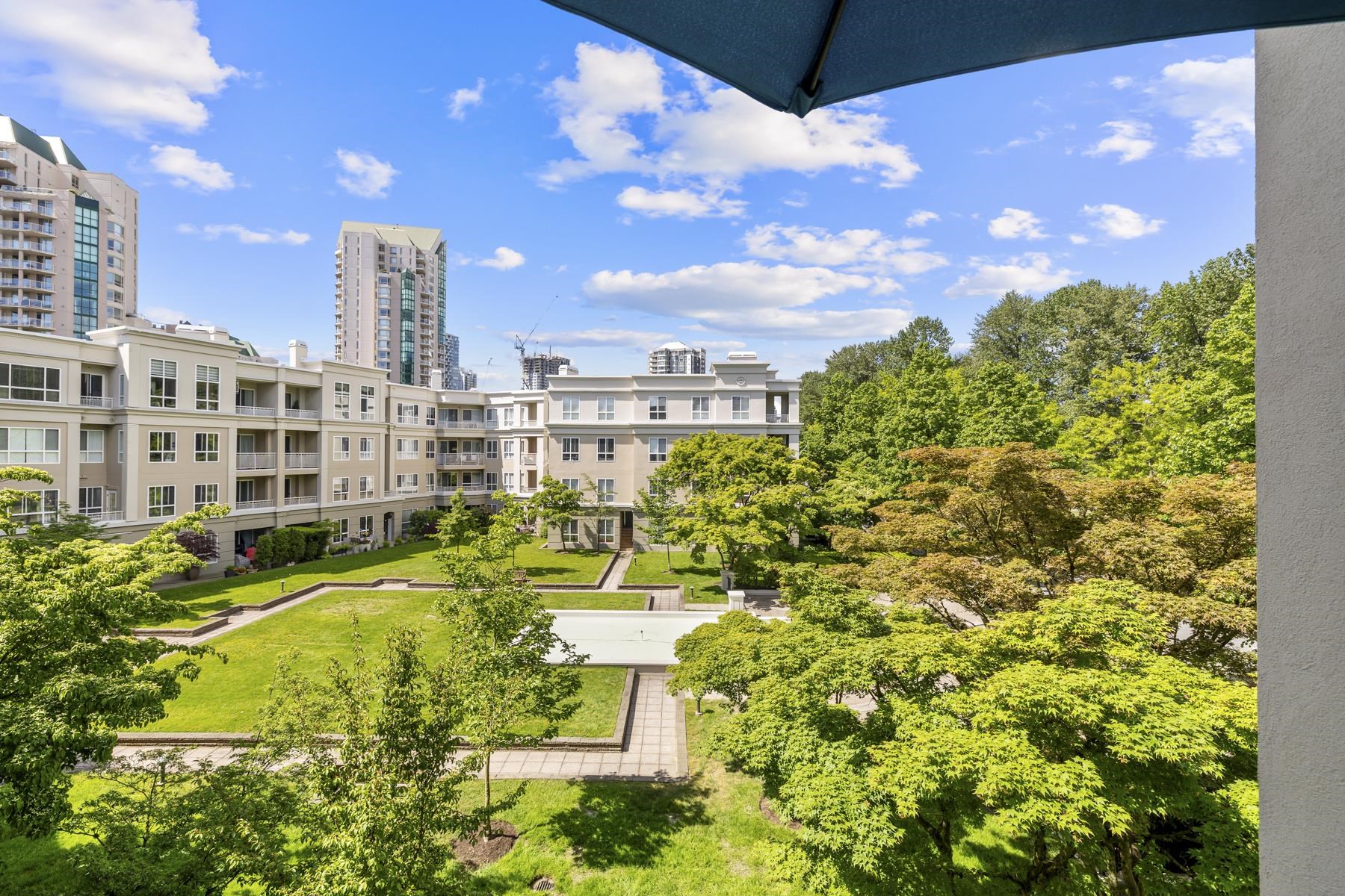 340 3098 GUILDFORD WAY, R3153473, BC,