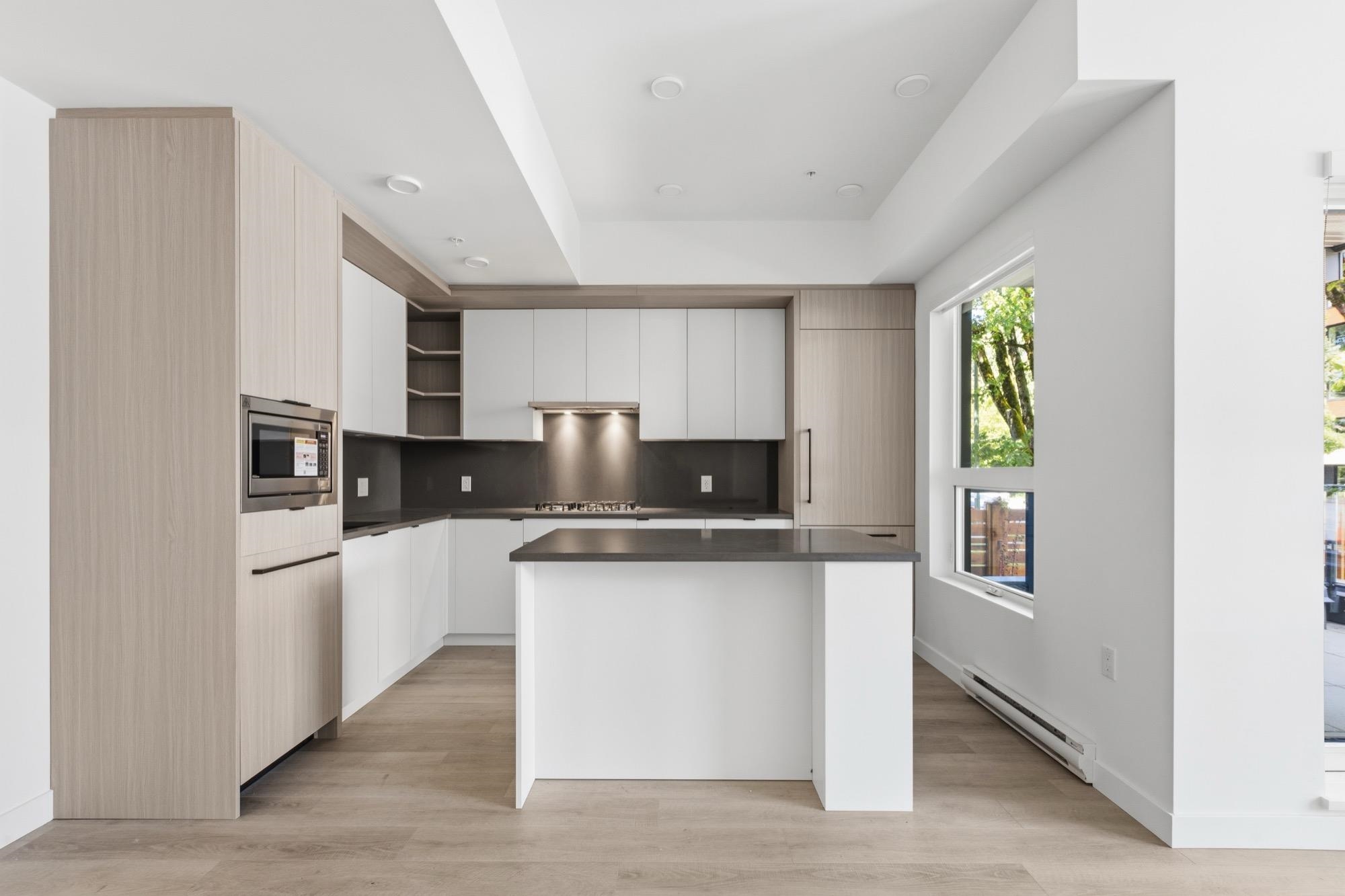 102 2268 BROADWAY, R3153528, BC,