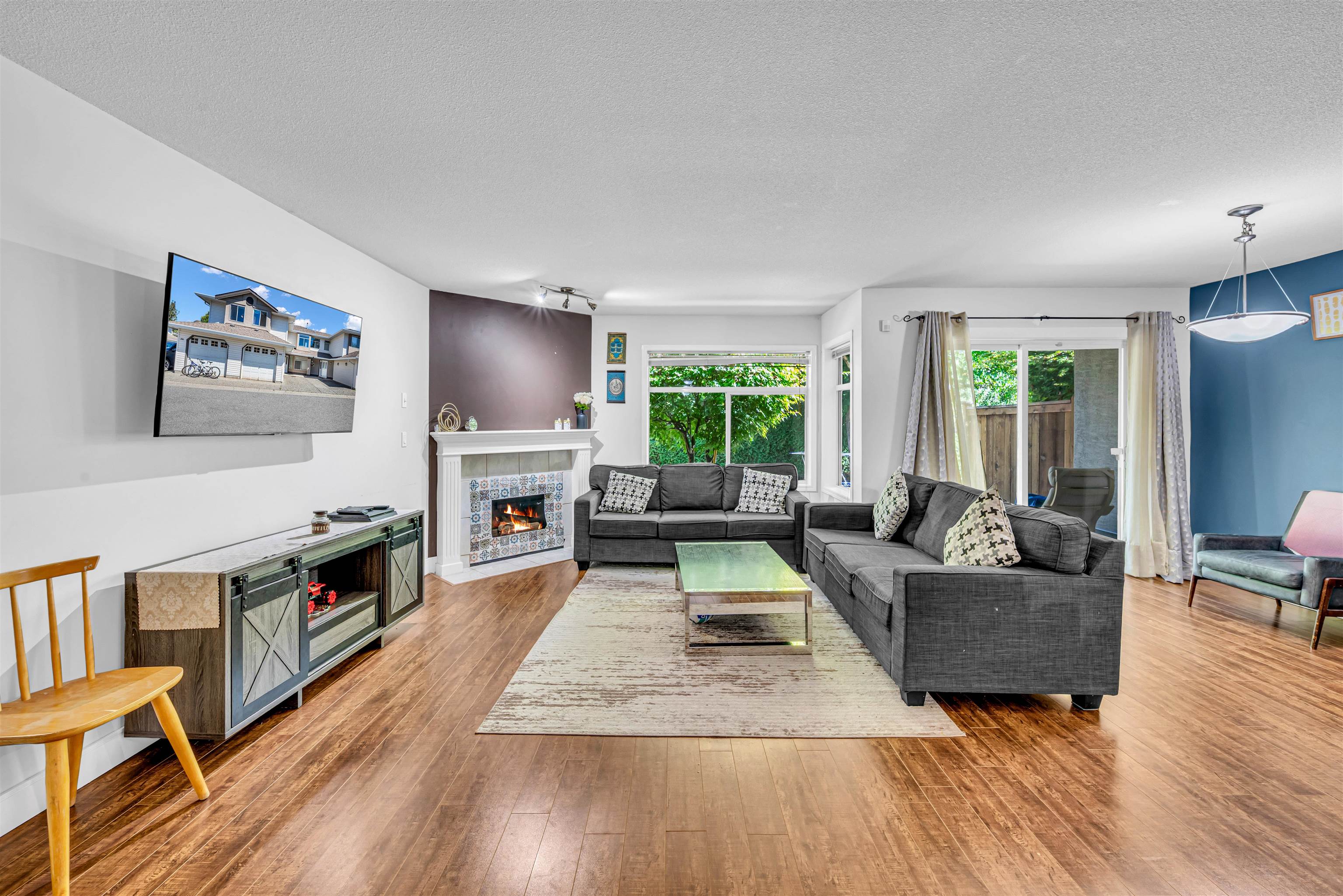 202 8260 162A STREET, R3153565, BC,