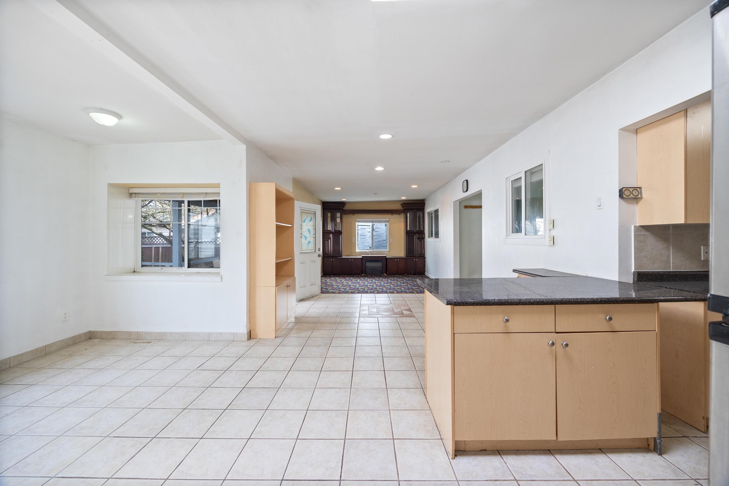 12710 113B AVENUE, Surrey BC V3V 3N1, R3153580, BC,