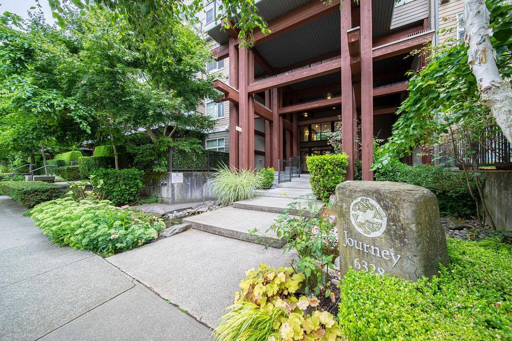 407 6328 LARKIN DRIVE, R3153594, BC,