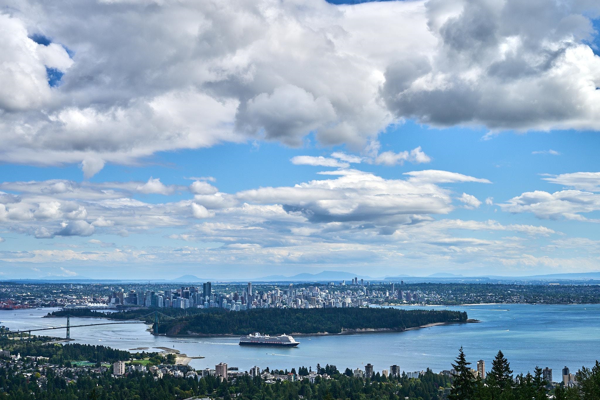 PH1 2210 CHIPPENDALE ROAD, R3153666, BC,