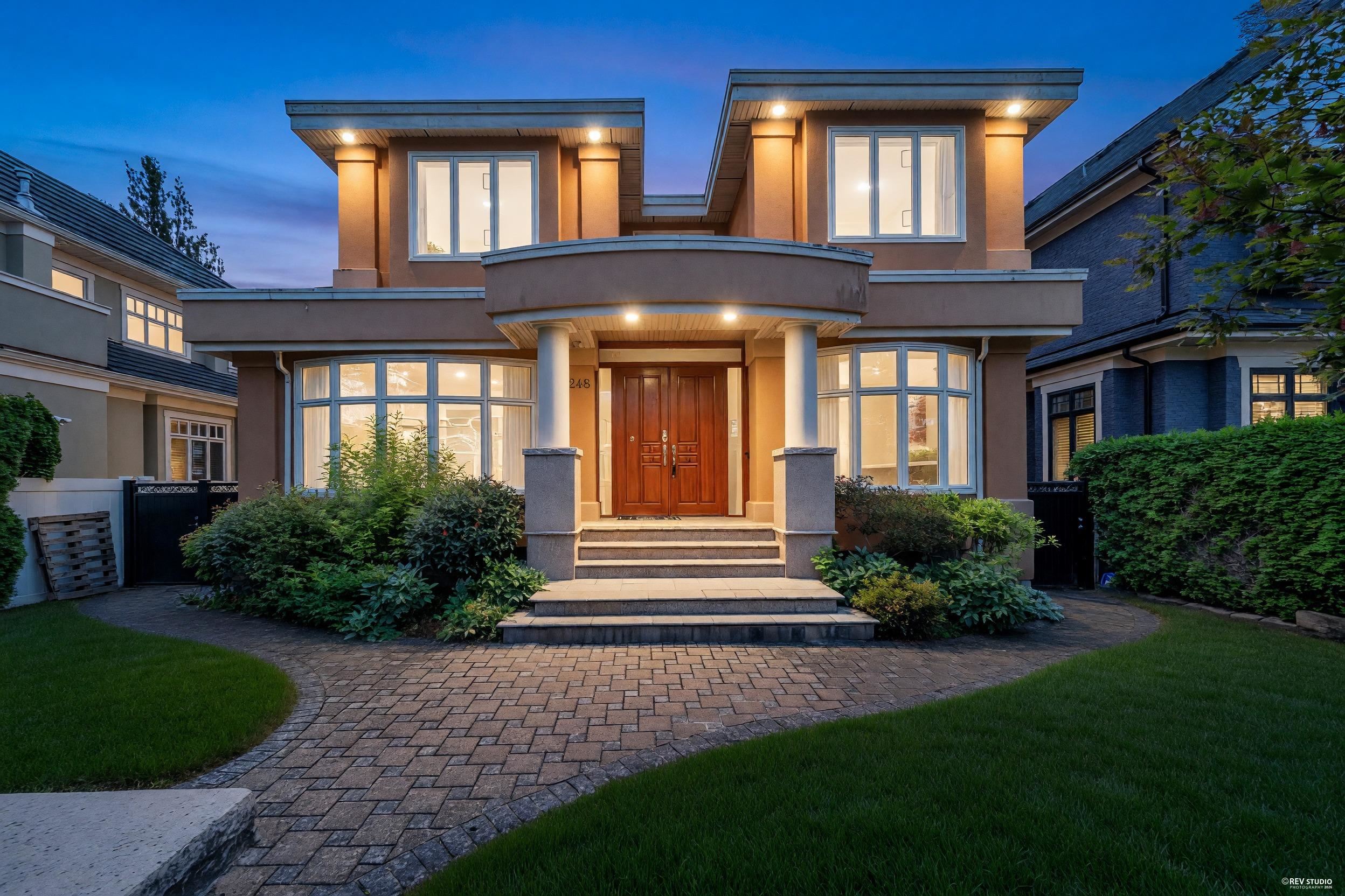 2498 W 22ND AVENUE, Vancouver BC V6L 1M2, R3153785, BC,