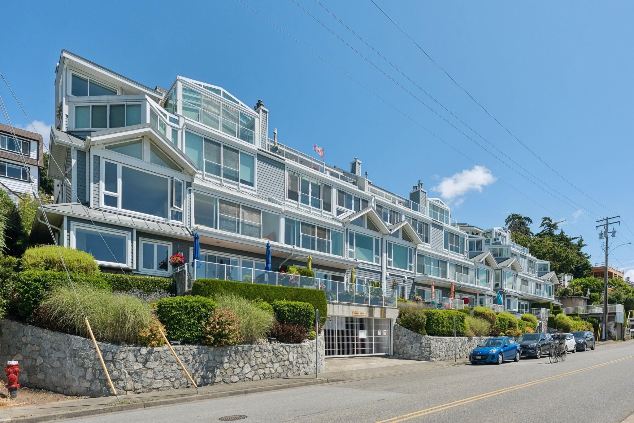 202 15165 MARINE DRIVE, R3153811, BC,