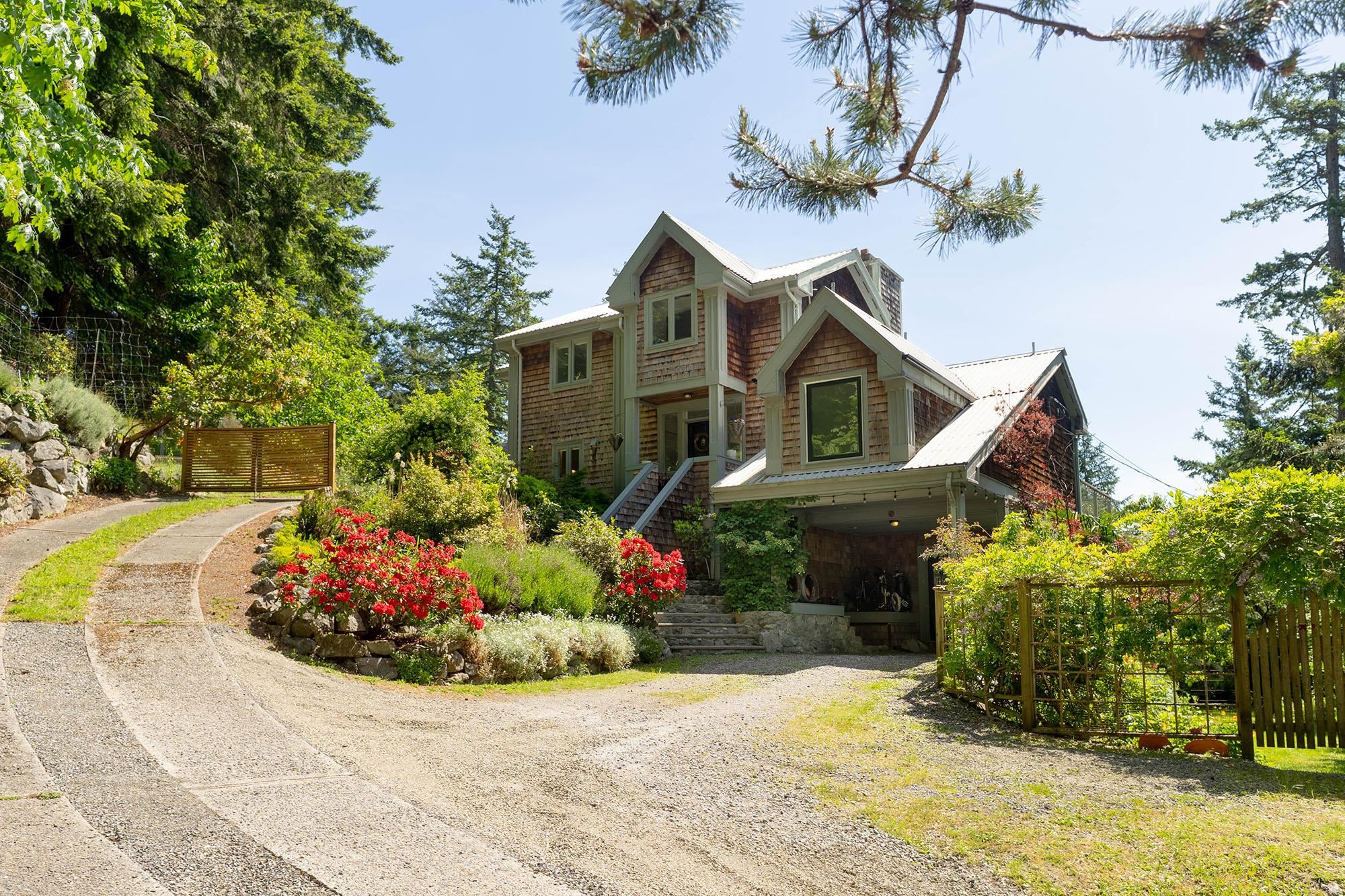 342 CREEK ROAD, Bowen Island BC V0N 1G1, R3153841, BC,