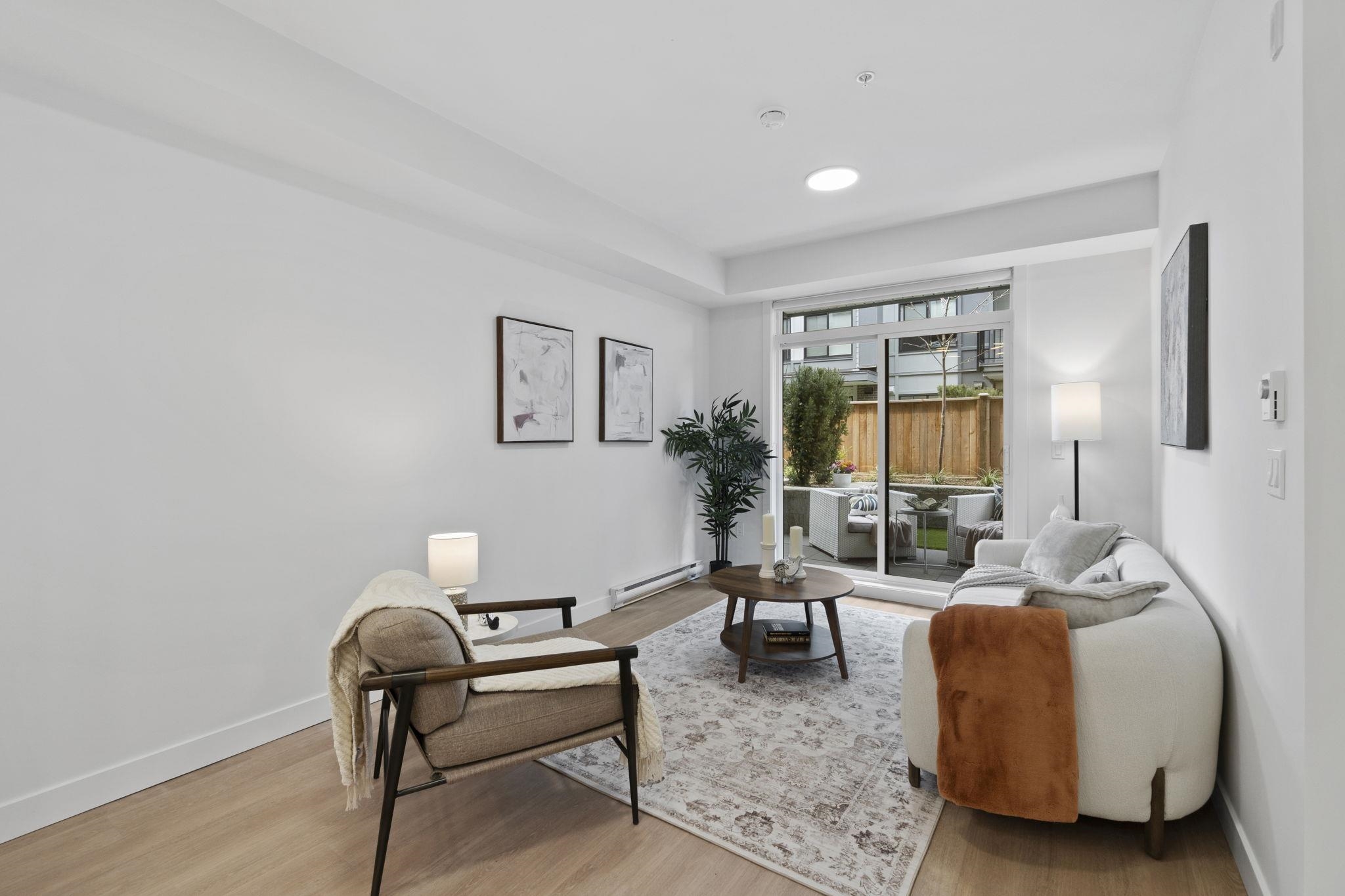 MLS® listing #R3153896 for sale located at 308 33820 SOUTH FRASER WAY