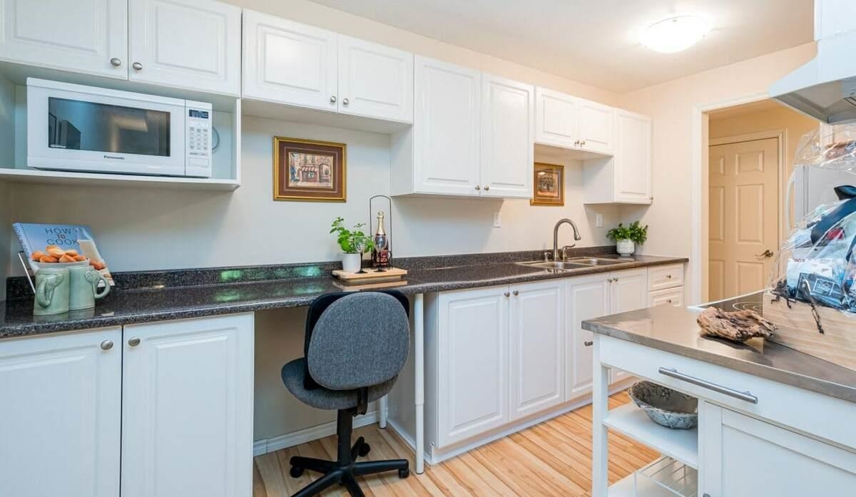 102 15020 NORTH BLUFF ROAD, R3153976, BC,
