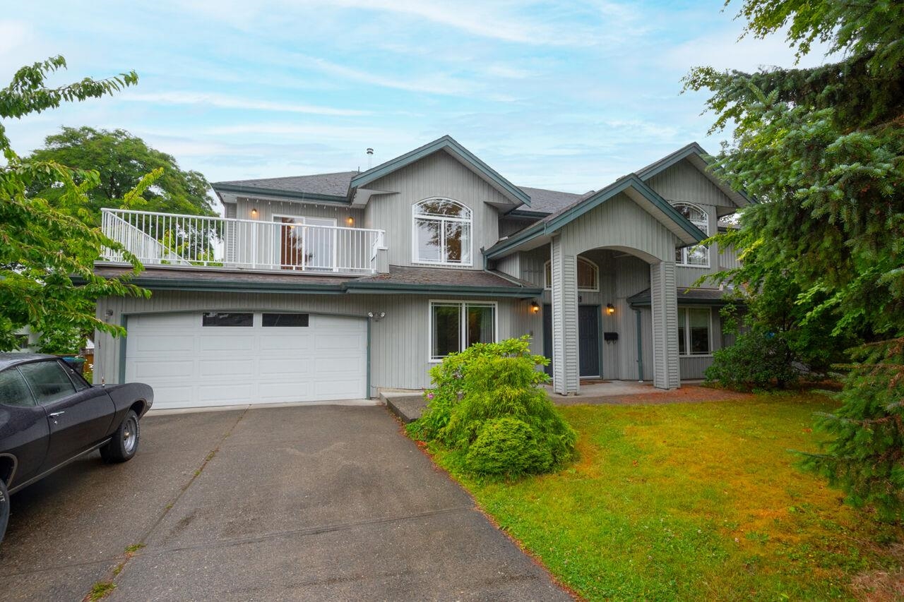Upper 8546 164 STREET, R3154016, BC,