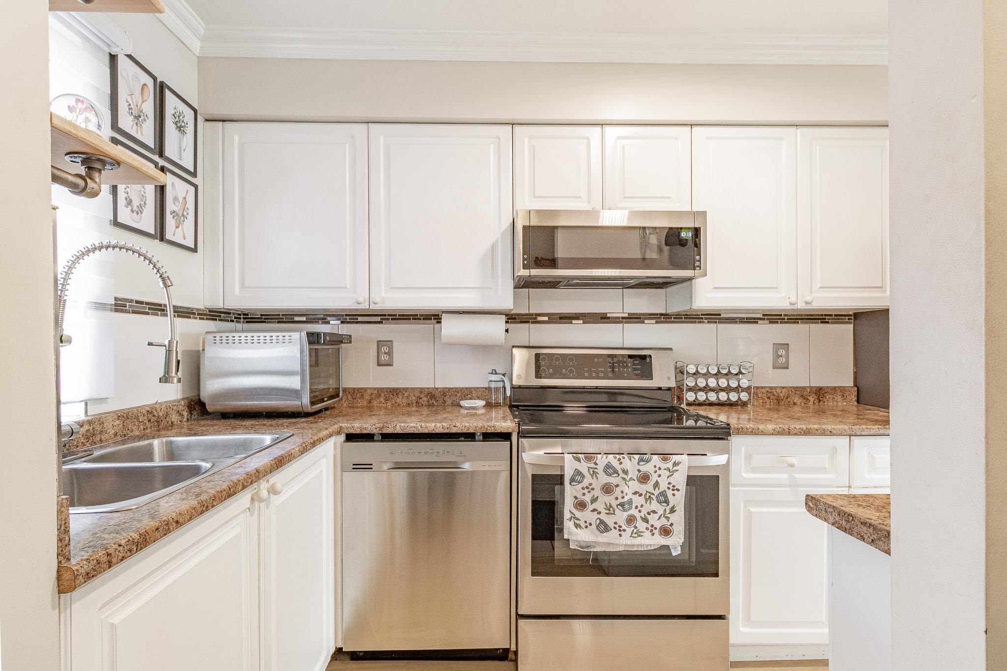 107 1570 PRAIRIE AVENUE, R3154113, BC,