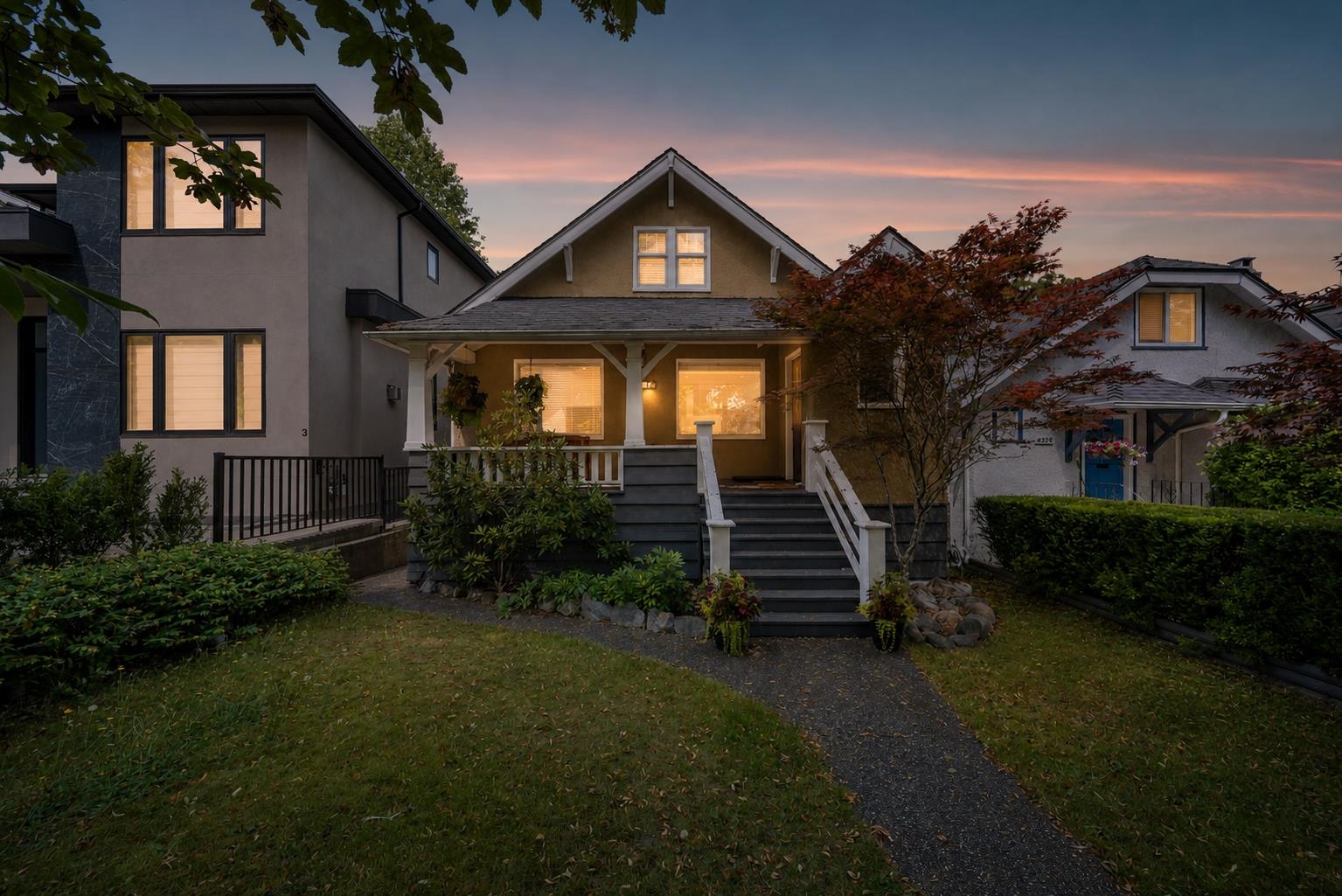 4327 W 12TH AVENUE, Vancouver BC V6R 2P9, R3154151, BC,