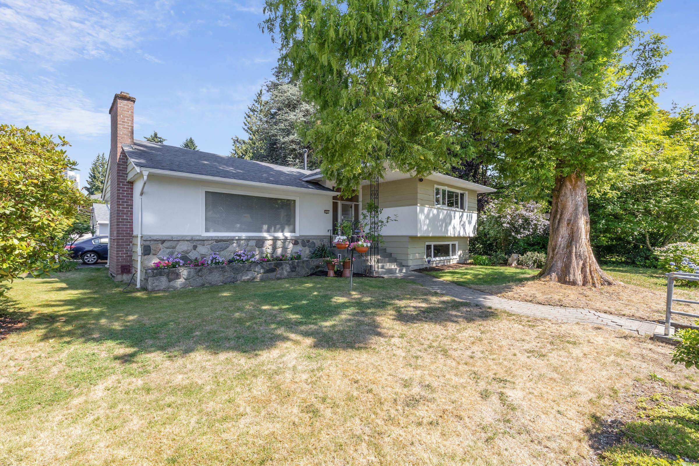 541 COCHRANE AVENUE, Coquitlam BC V3J 2A3, R3154157, BC,