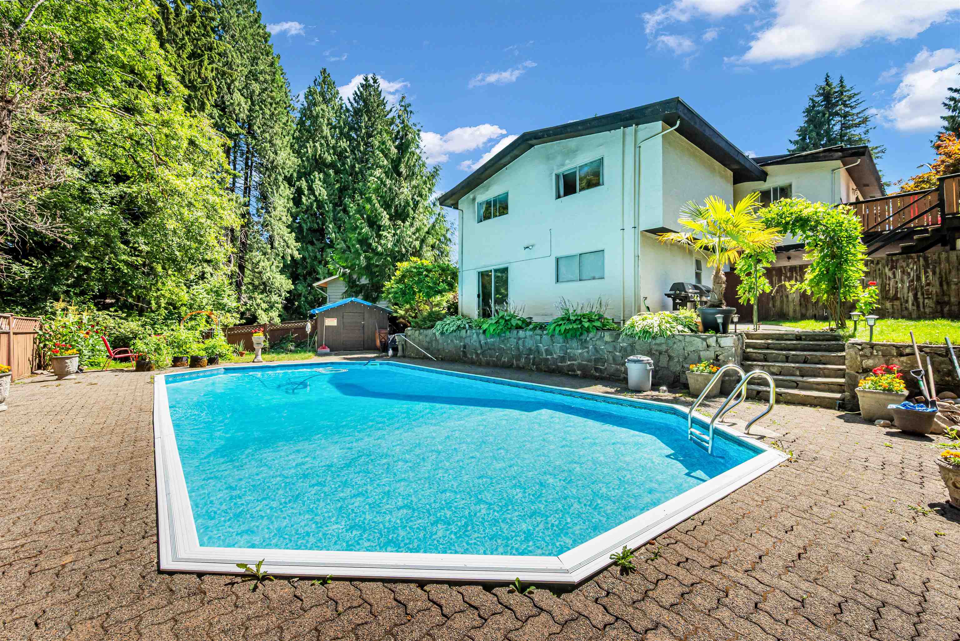 3255 MILTON AVENUE, North Vancouver BC V7K 2B3, R3154160, BC,