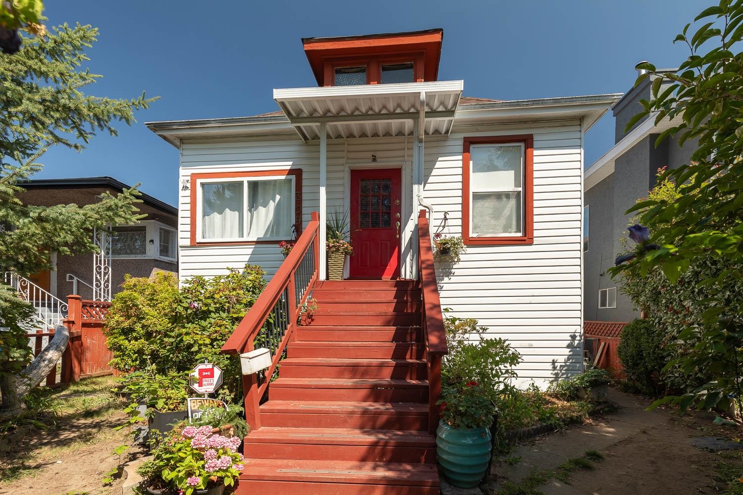 309 E WOODSTOCK AVENUE, Vancouver BC V5W 1N2, R3154209, BC,