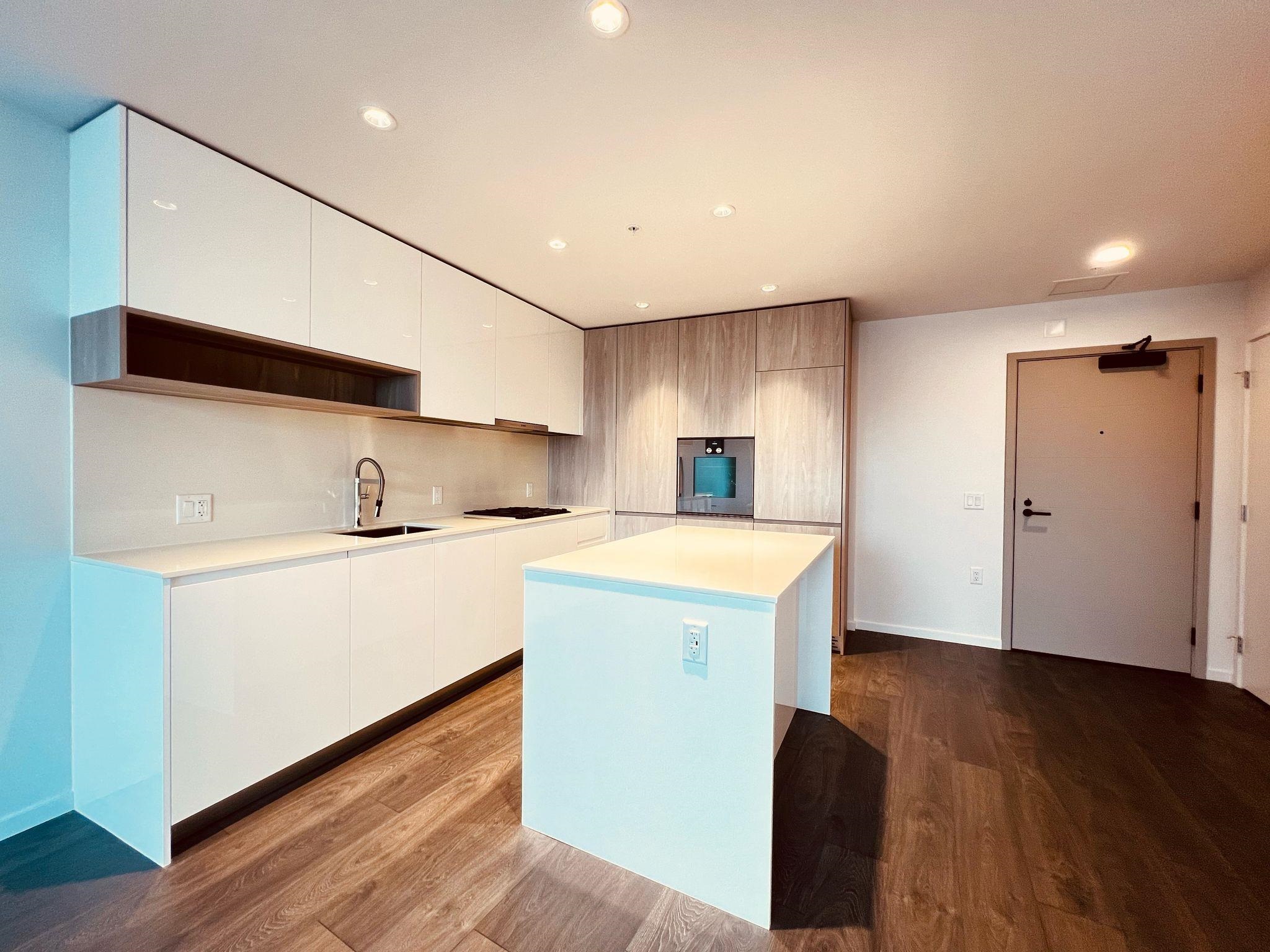 727 6808 MINORU BOULEVARD, R3154231, BC,