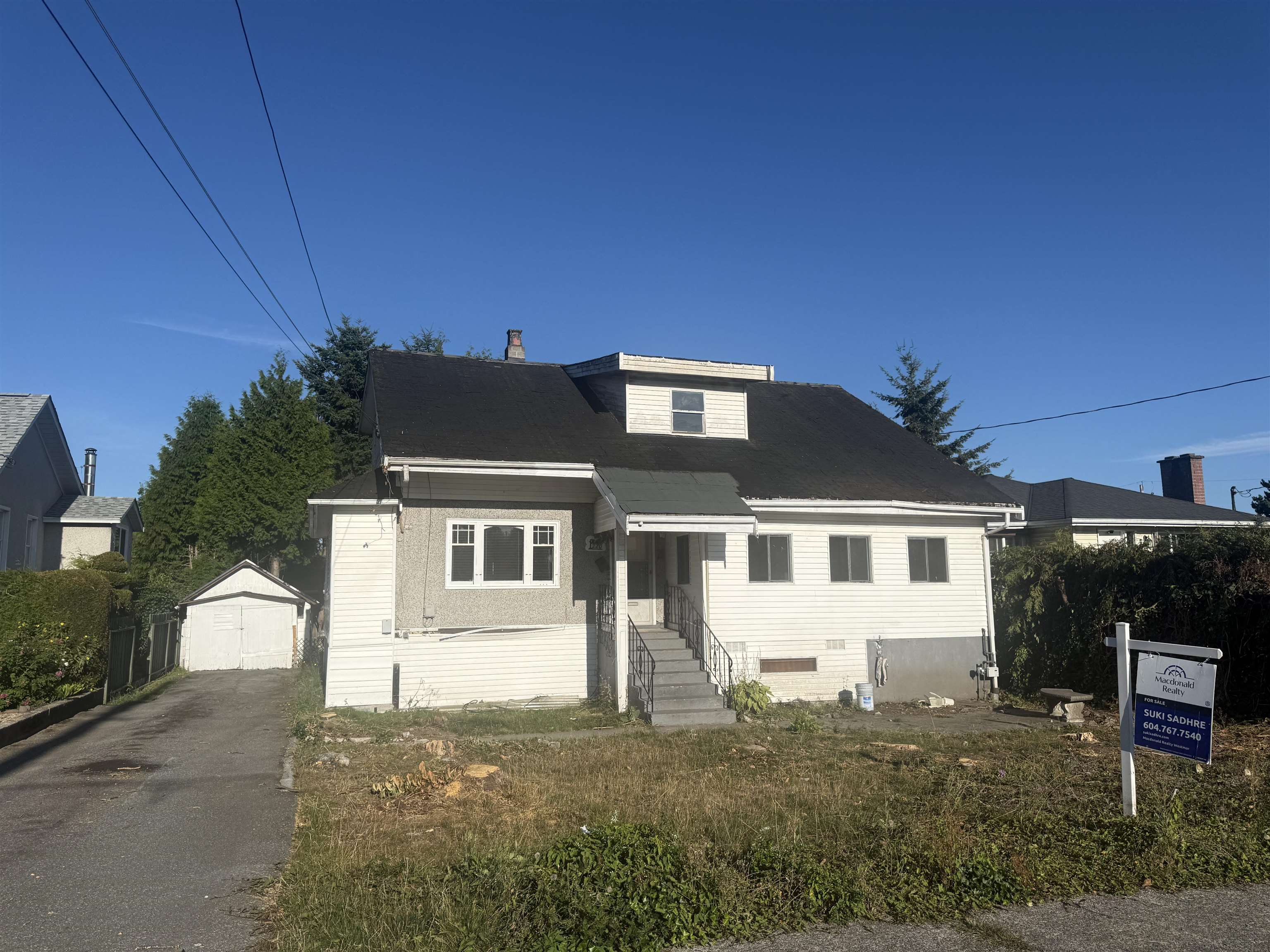 220 DEVOY STREET, New Westminster BC V3L 4E7, R3154250, BC,