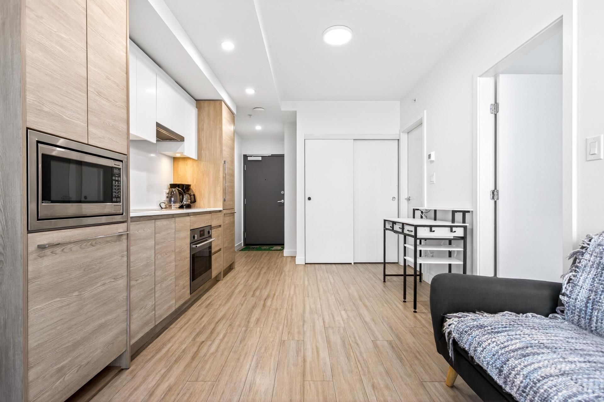 1607 13615 FRASER HIGHWAY, R3154269, BC,