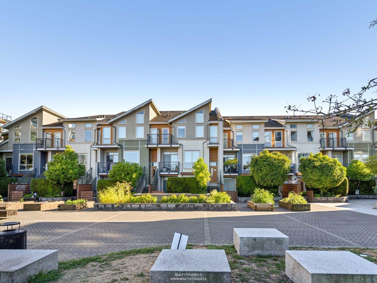 24 10133 RIVER DRIVE, R3154301, BC,