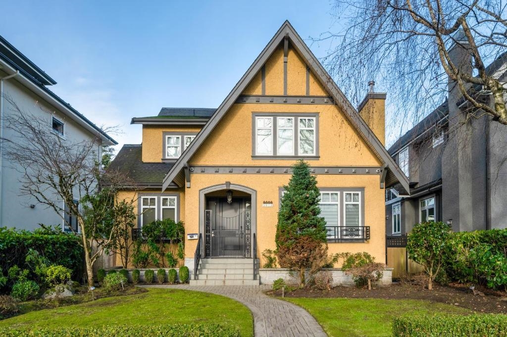 2979 W 31ST AVENUE, Vancouver BC V6L 2A5, R3154303, BC,