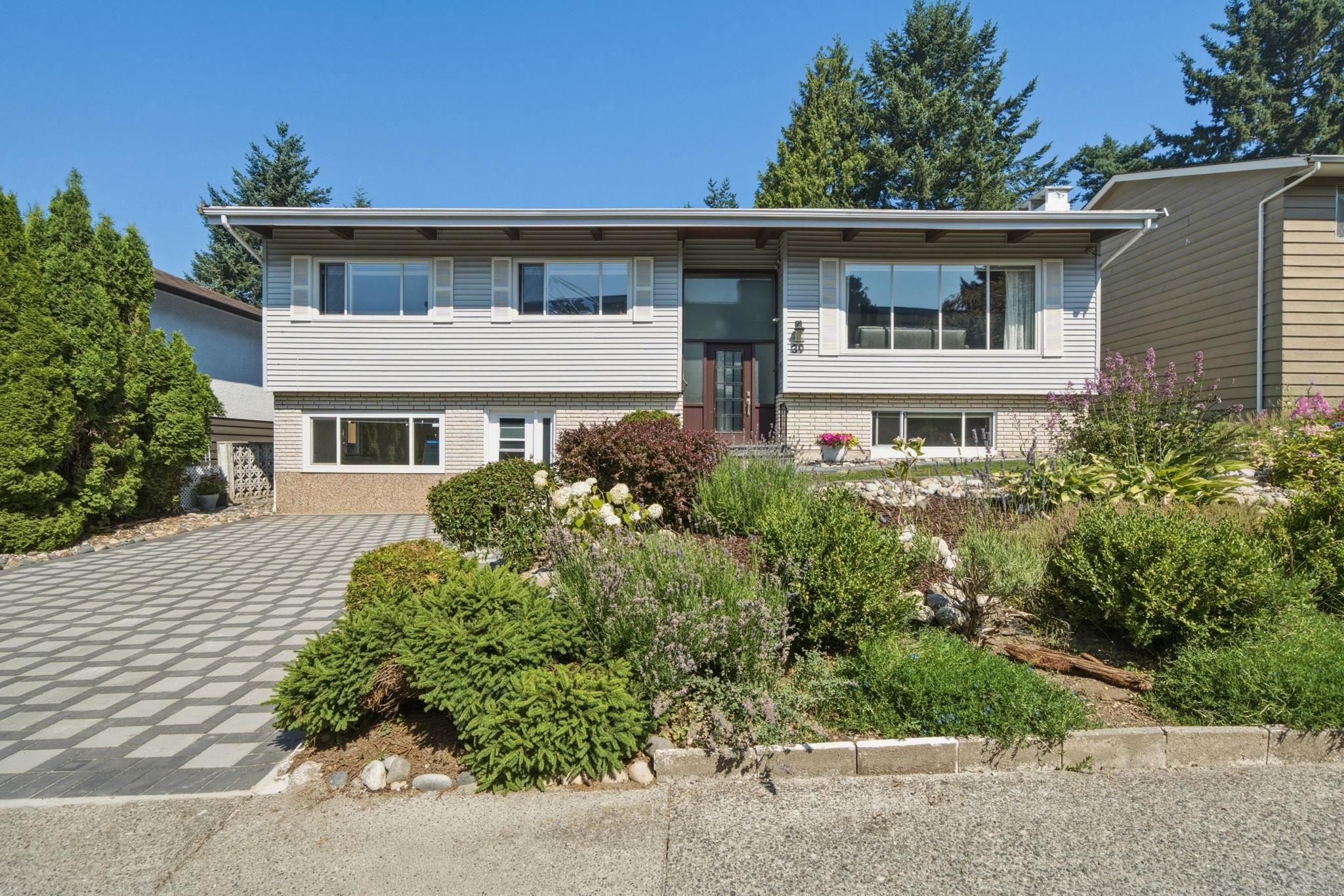 39 MOTT CRESCENT, New Westminster BC V3L 4L8, R3154339, BC,