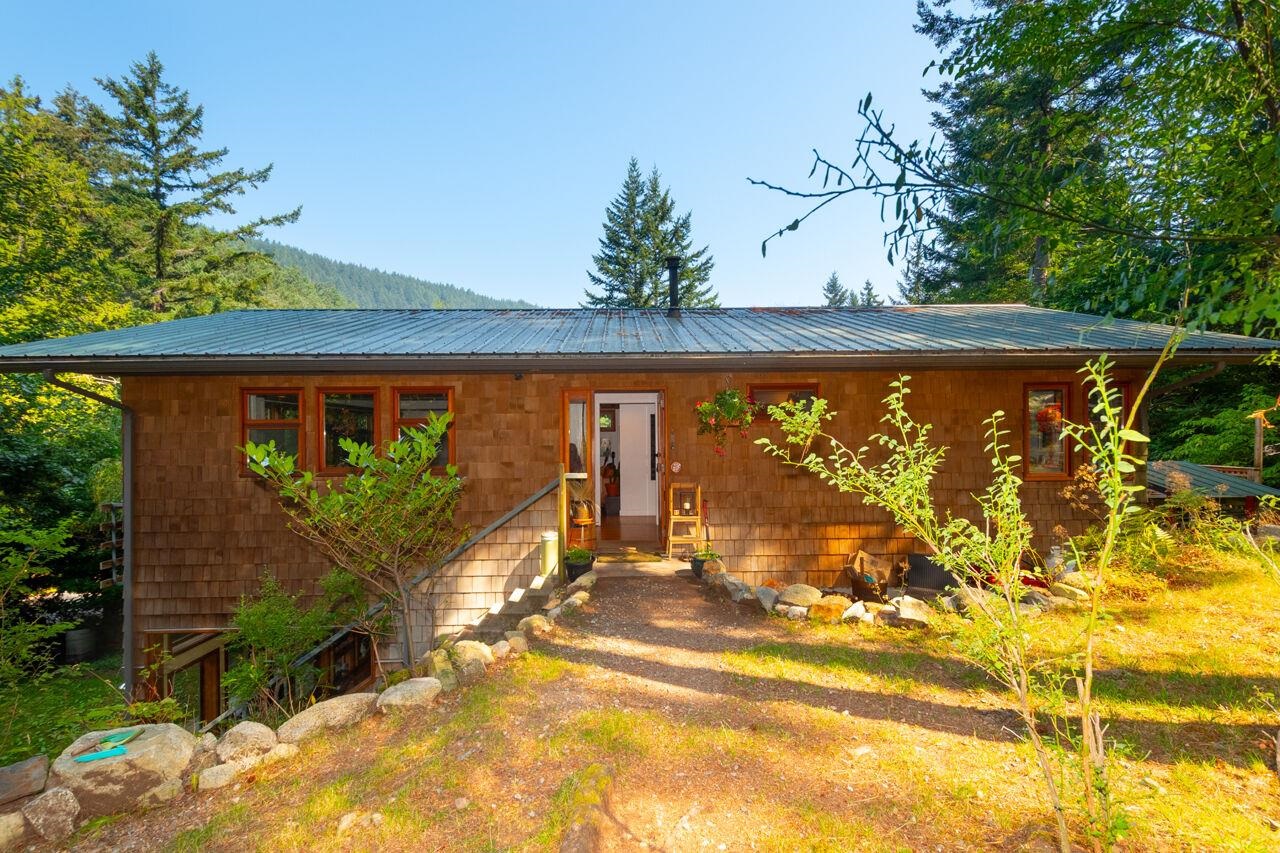 368 EAGLES NEST ROAD, Bowen Island BC V0N 1G1, R3154354, BC,