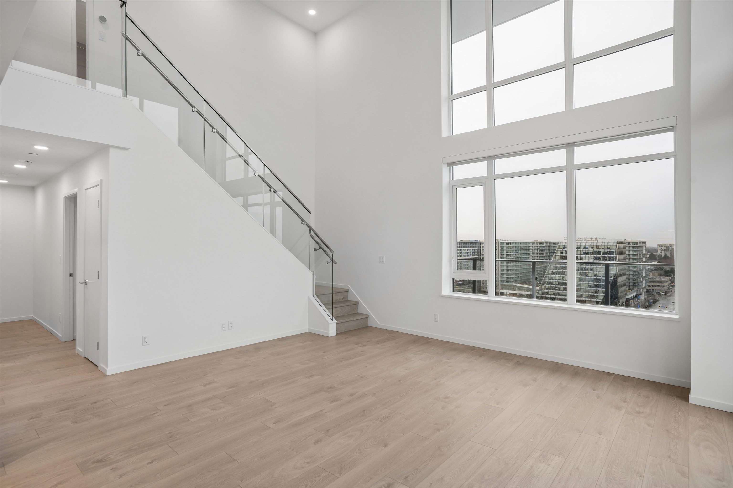 1320 6300 MINORU BOULEVARD, R3154397, BC,