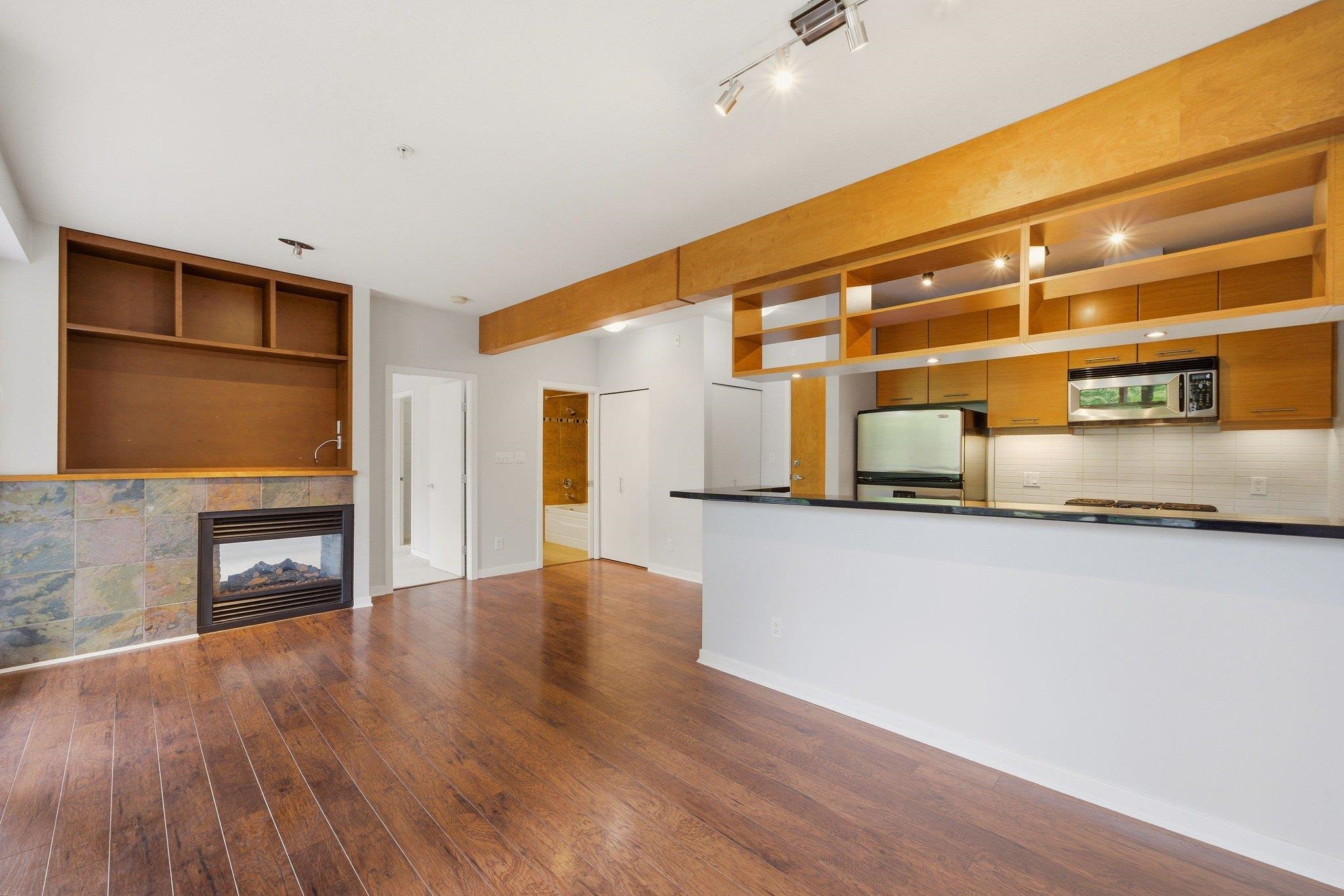 318 560 RAVEN WOODS DRIVE, R3154467, BC,