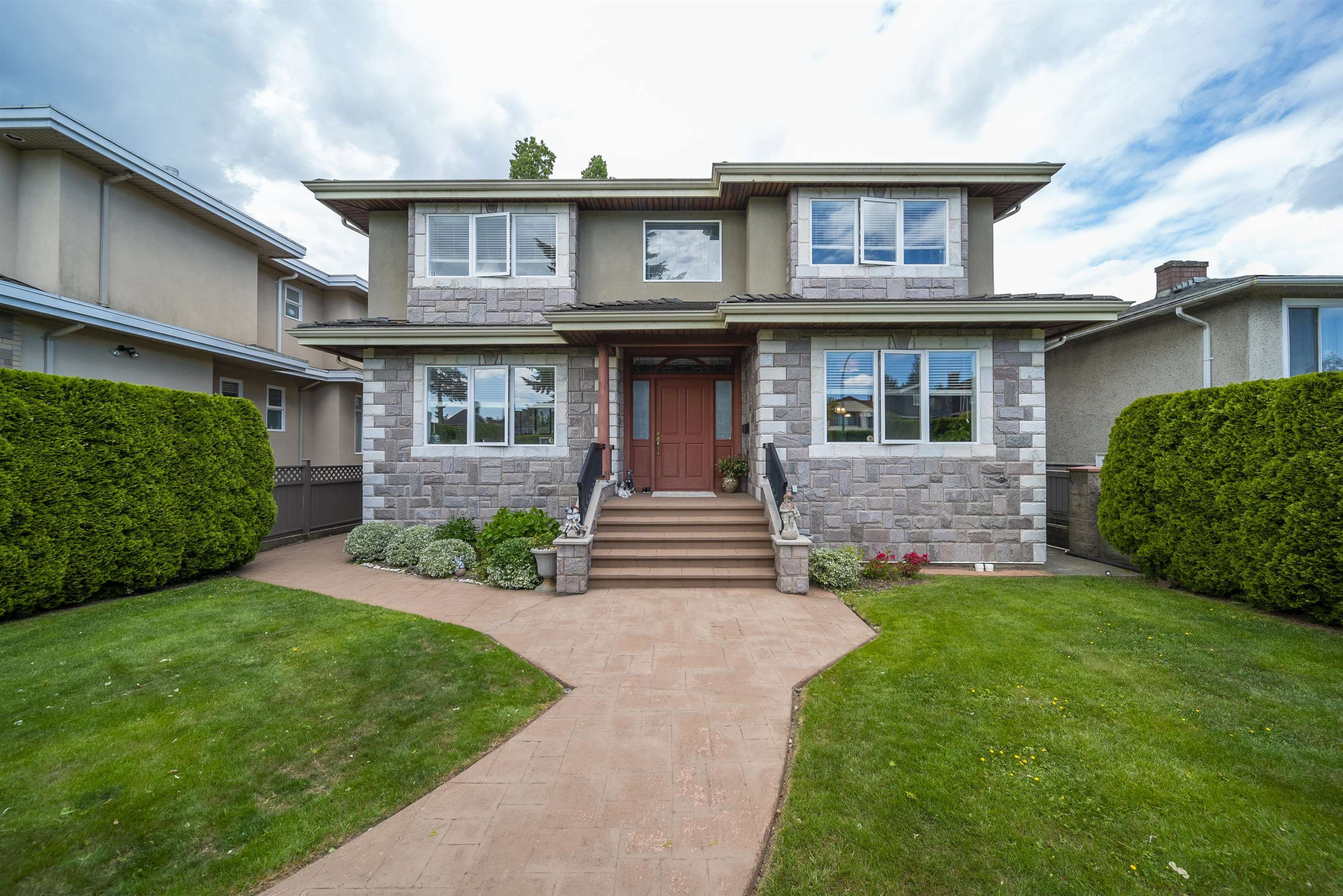 6807 BURNS STREET, Burnaby BC V5E 1T5, R3154537, BC,